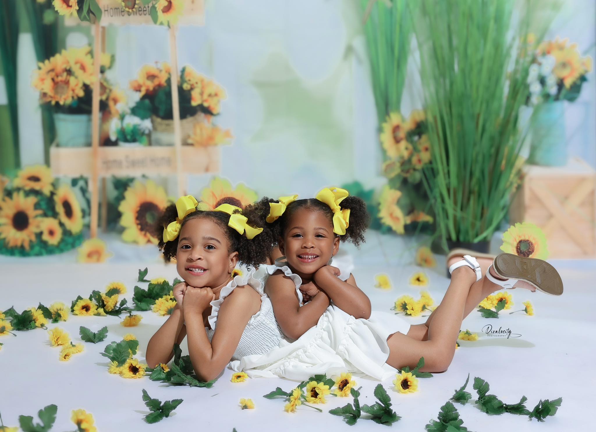 Kate Spring/Summer Lemon Backdrop Outdoor Trolley Designed by Emetselch - Kate Backdrop AU