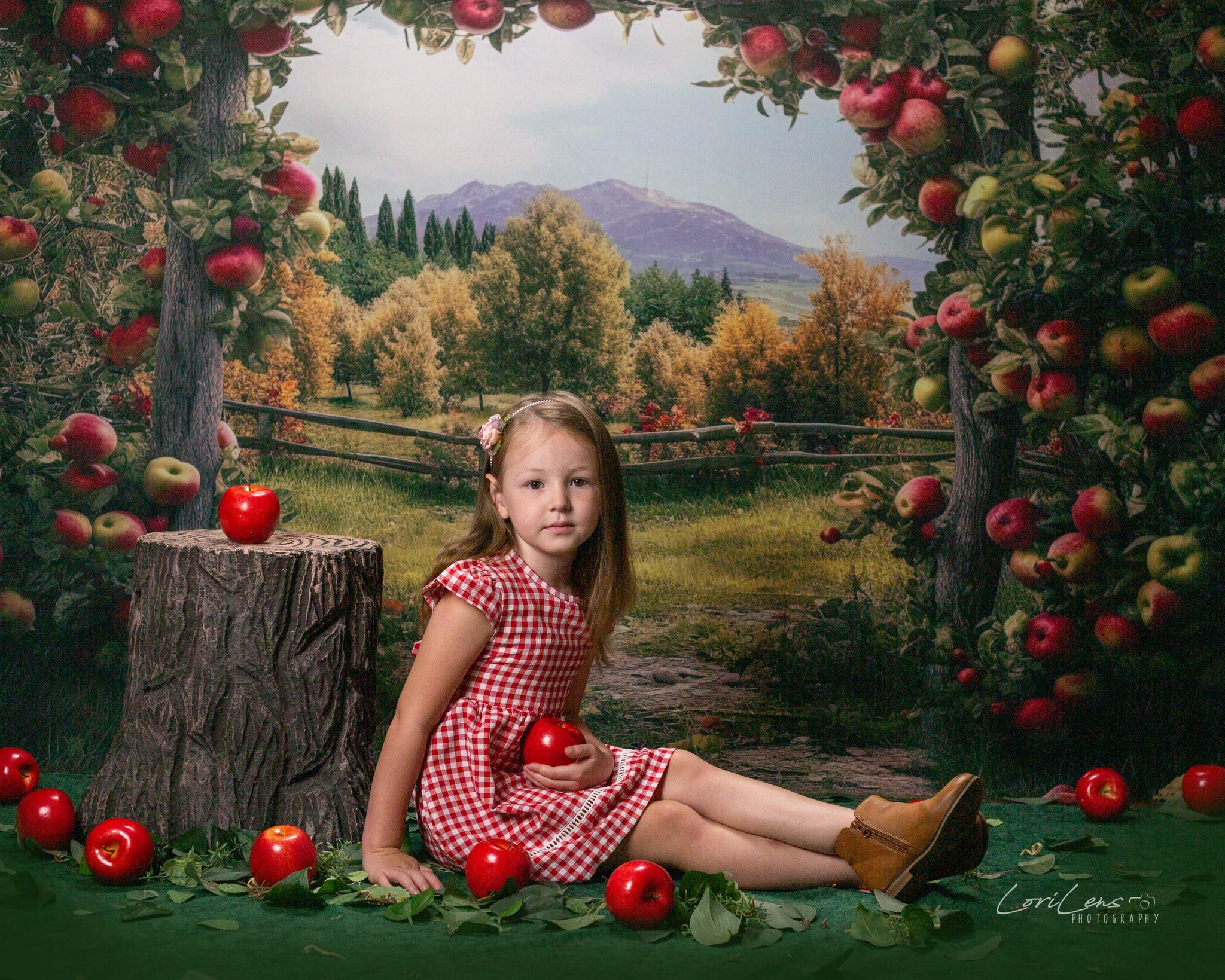 Kate Apple Arch Manor Backdrop Designed by Angela Marie Photography - Kate Backdrop AU