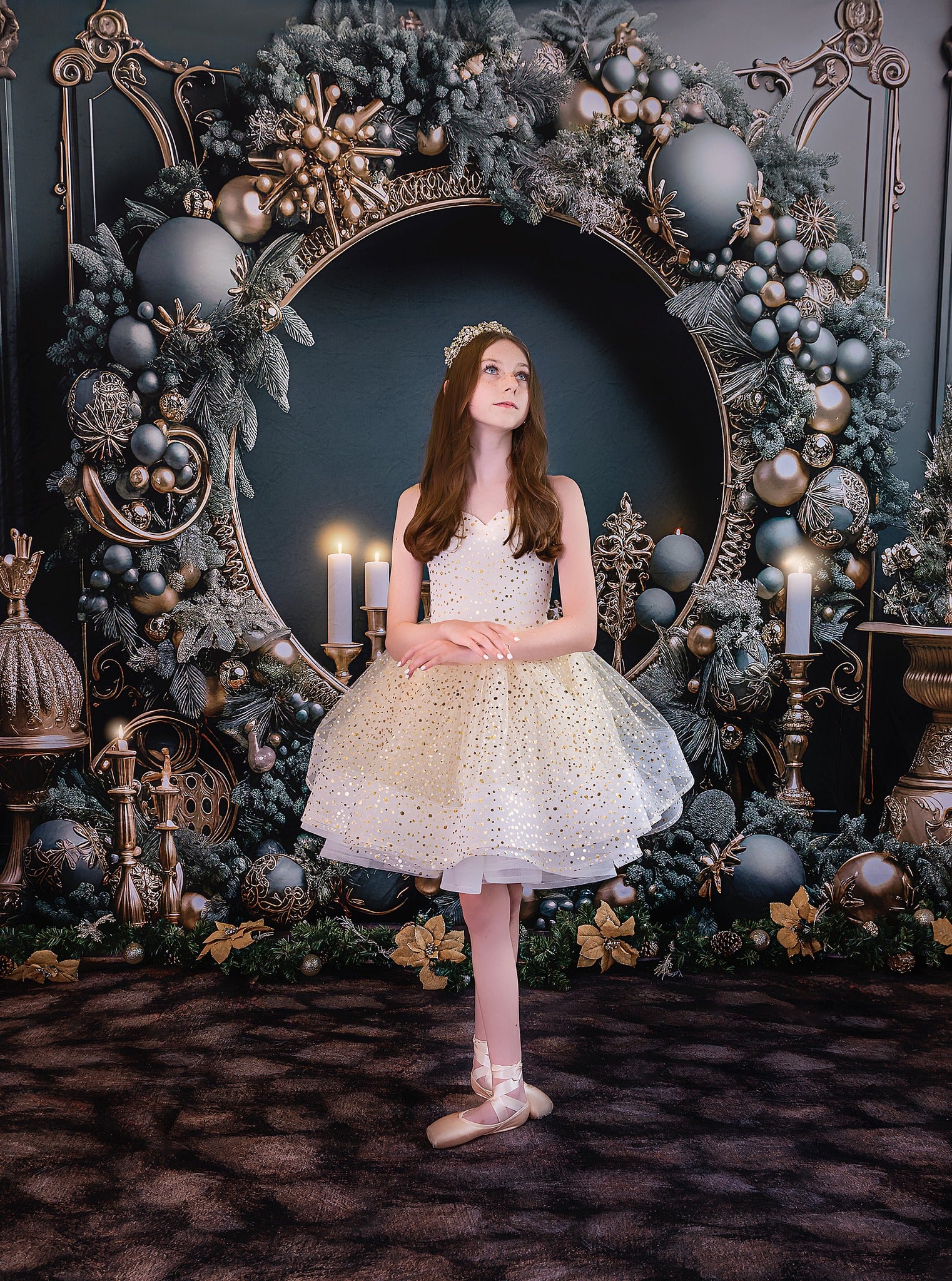 Kate Vintage Green Wall Circle Backdrop Designed by Emetselch - Kate Backdrop AU