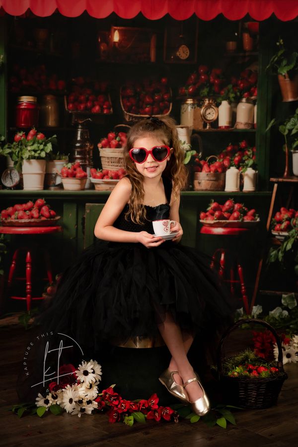 Kate Spring Green Plant Strawberry House Backdrop Designed by Emetselch - Kate Backdrop AU