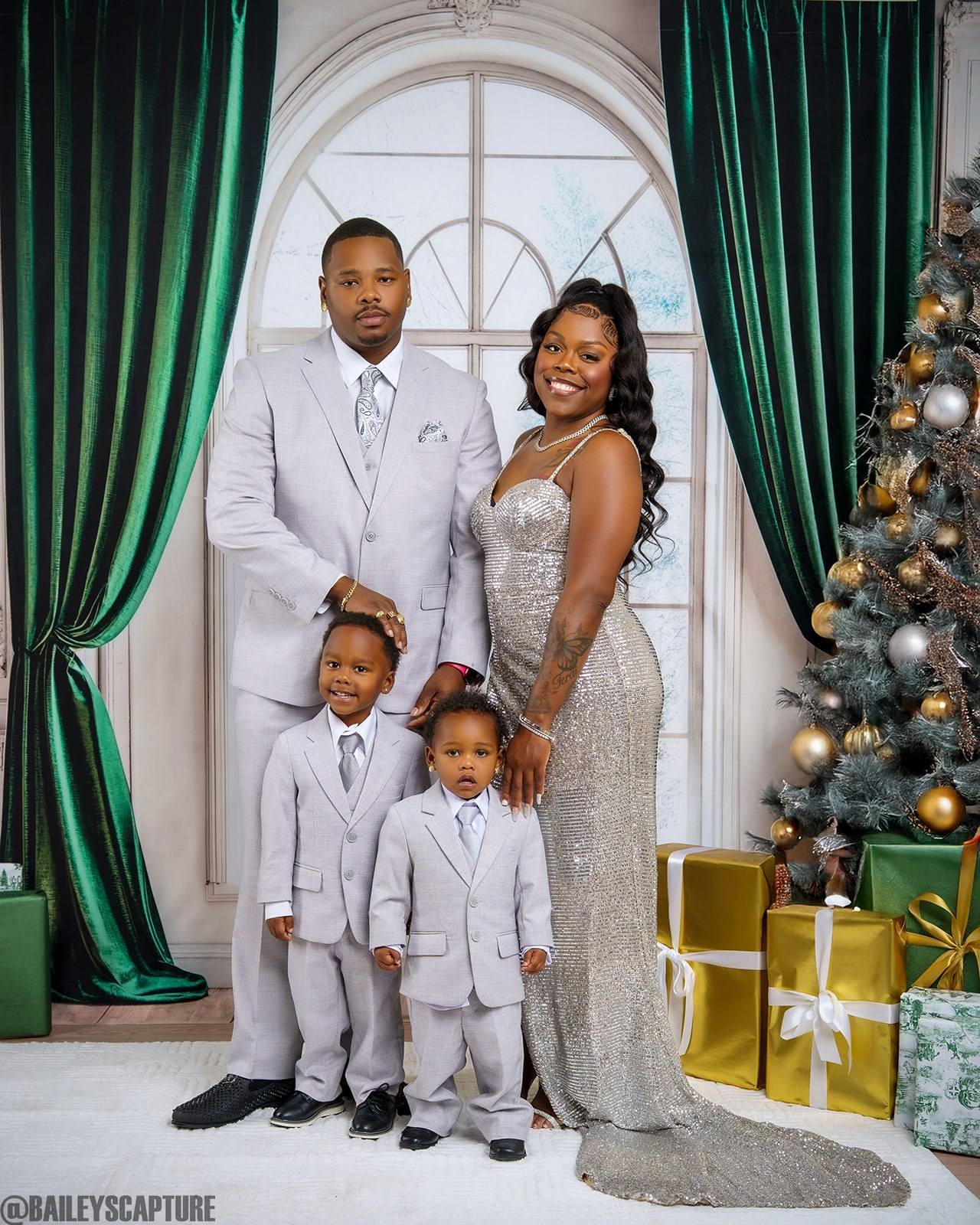 Kate Christmas White Fireplace Green Curtain Arch Window Room Set(8ftx8ft&10ftx8ft&8ftx10ft) - Kate Backdrop AU