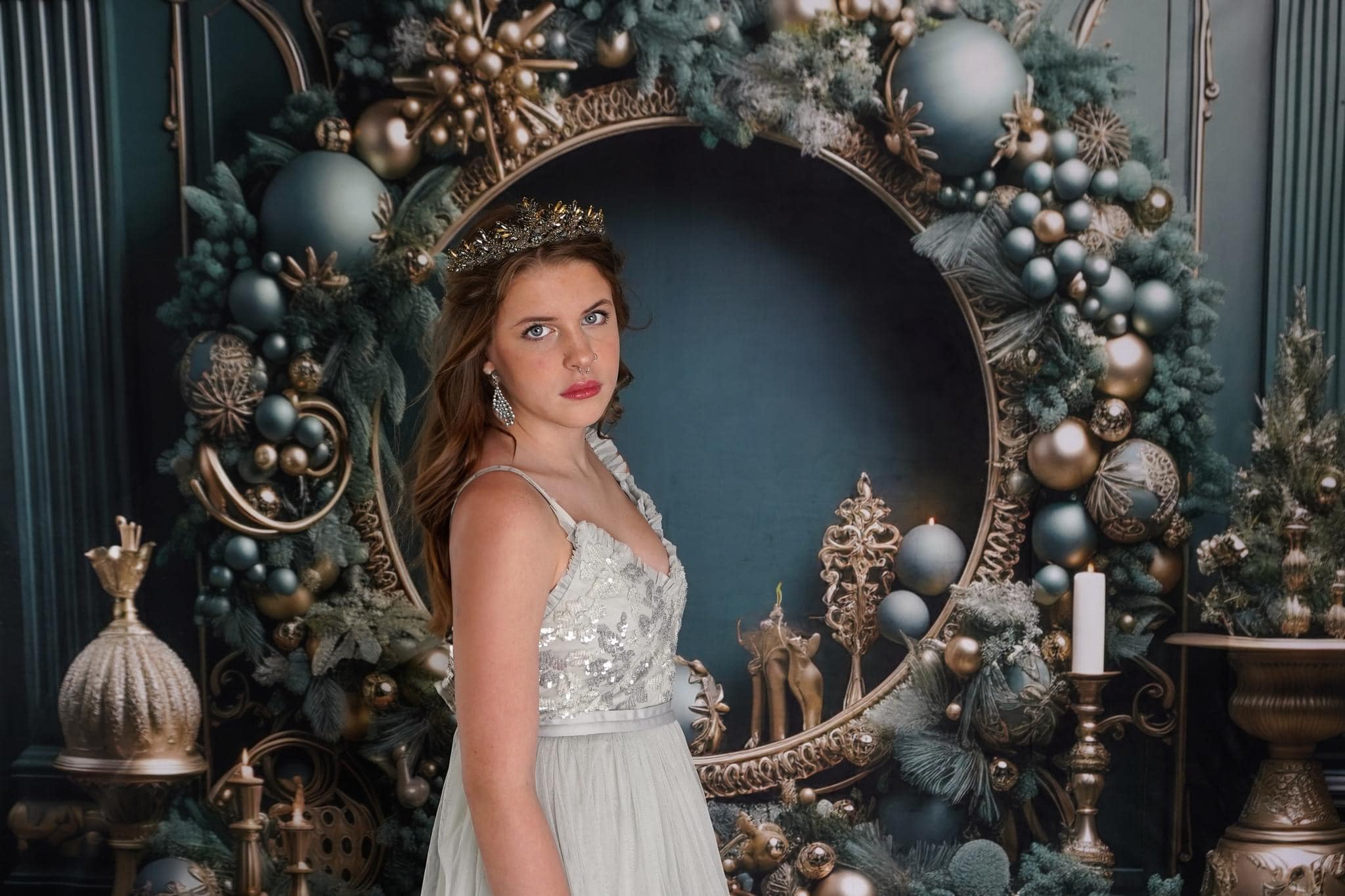 Kate Vintage Green Wall Circle Backdrop Designed by Emetselch - Kate Backdrop AU