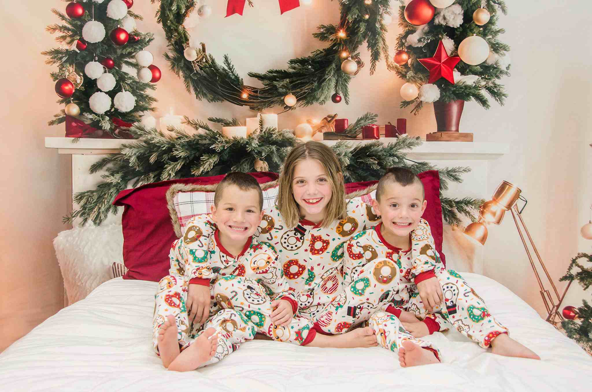 Kate Warm Christmas Backdrop Headboard Tree for Photography - Kate Backdrop AU