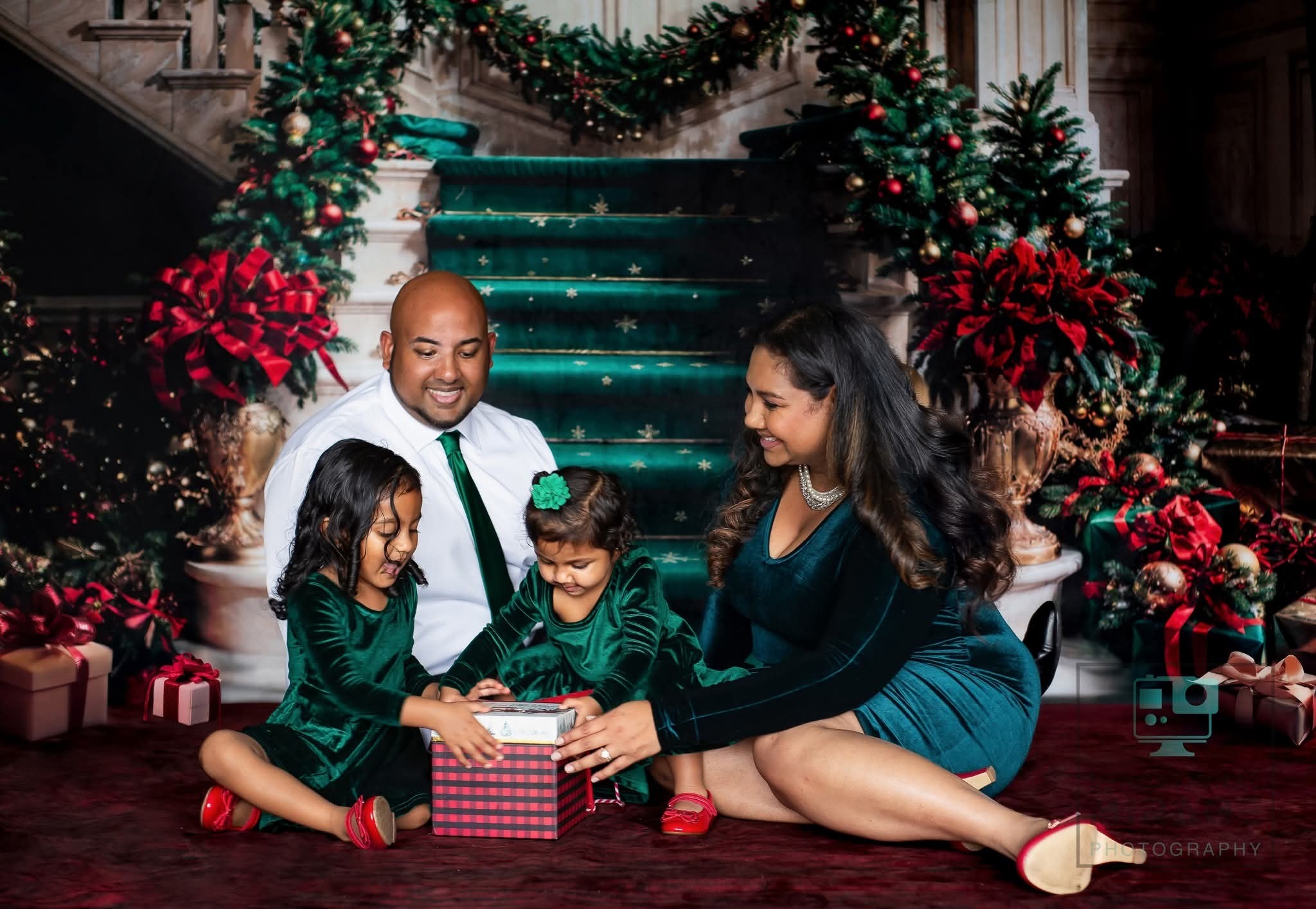 Kate Christmas Retro Green Staircase Room Set(8ftx8ft&10ftx8ft&8ftx10ft) - Kate Backdrop AU