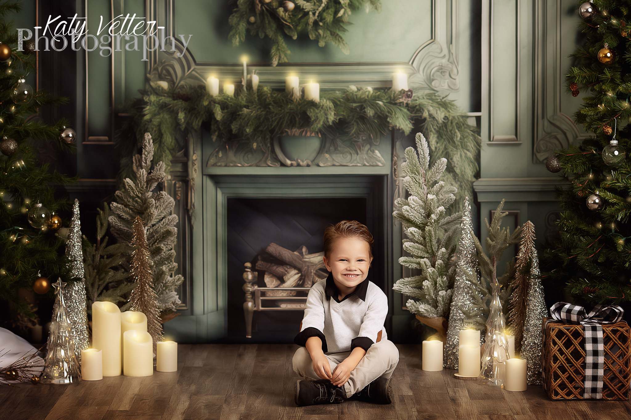 Kate Green Christmas Fireplace Backdrop Designed by Mandy Ringe Photography - Kate Backdrop AU