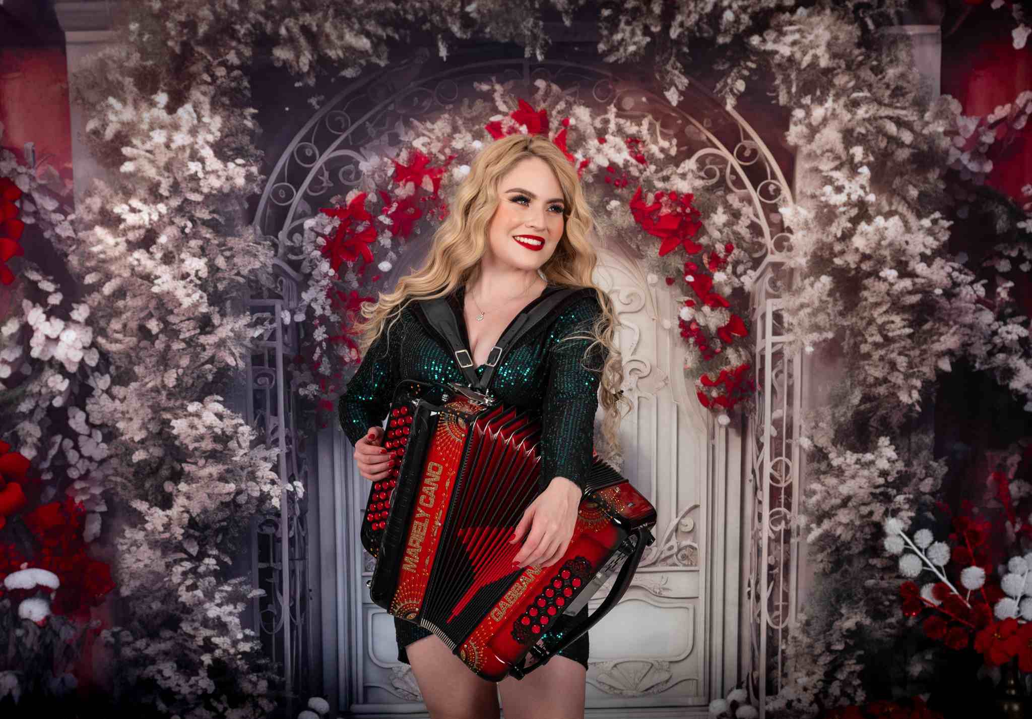 Kate Christmas White Door with Red Backdrop Designed by Chain Photography - Kate Backdrop AU