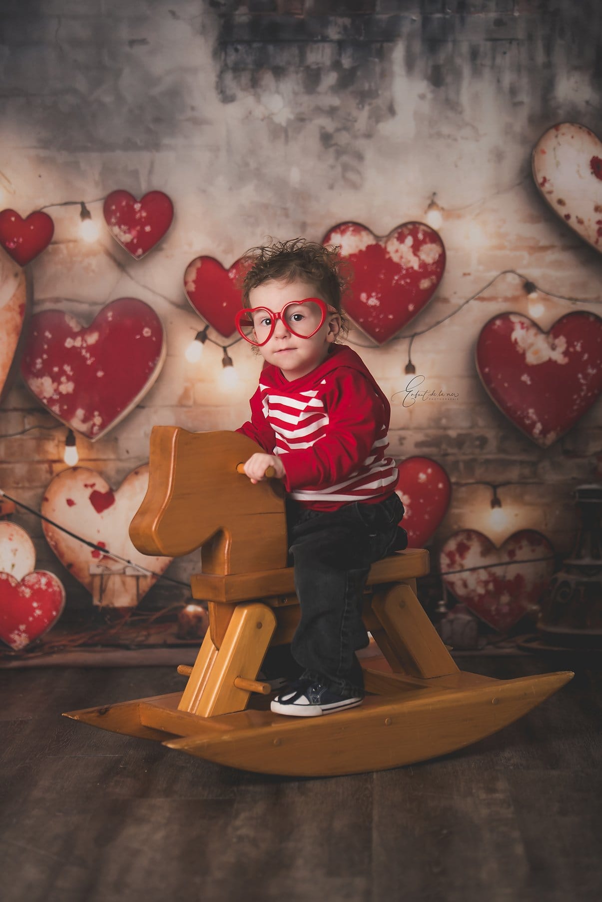 Kate Valentine's Day Industrial Sense Retro Lamp Wall Love Backdrop Designed by Emetselch - Kate Backdrop AU