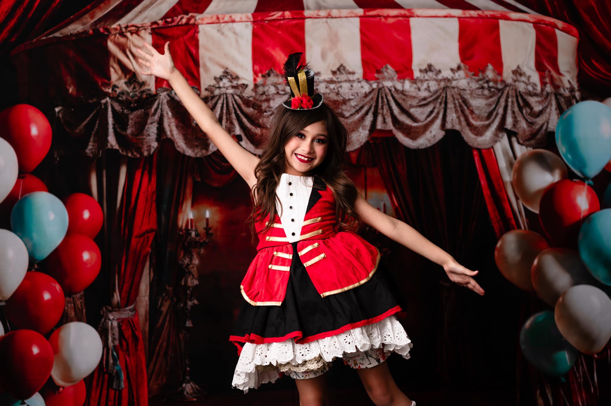 Kate Balloon Red Balloon Circus Backdrop Designed by Emetselch - Kate Backdrop AU