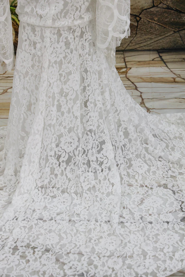 Kate Lace V-neck Trailing White Maternity Photoshoot Dress - Kate Backdrop AU