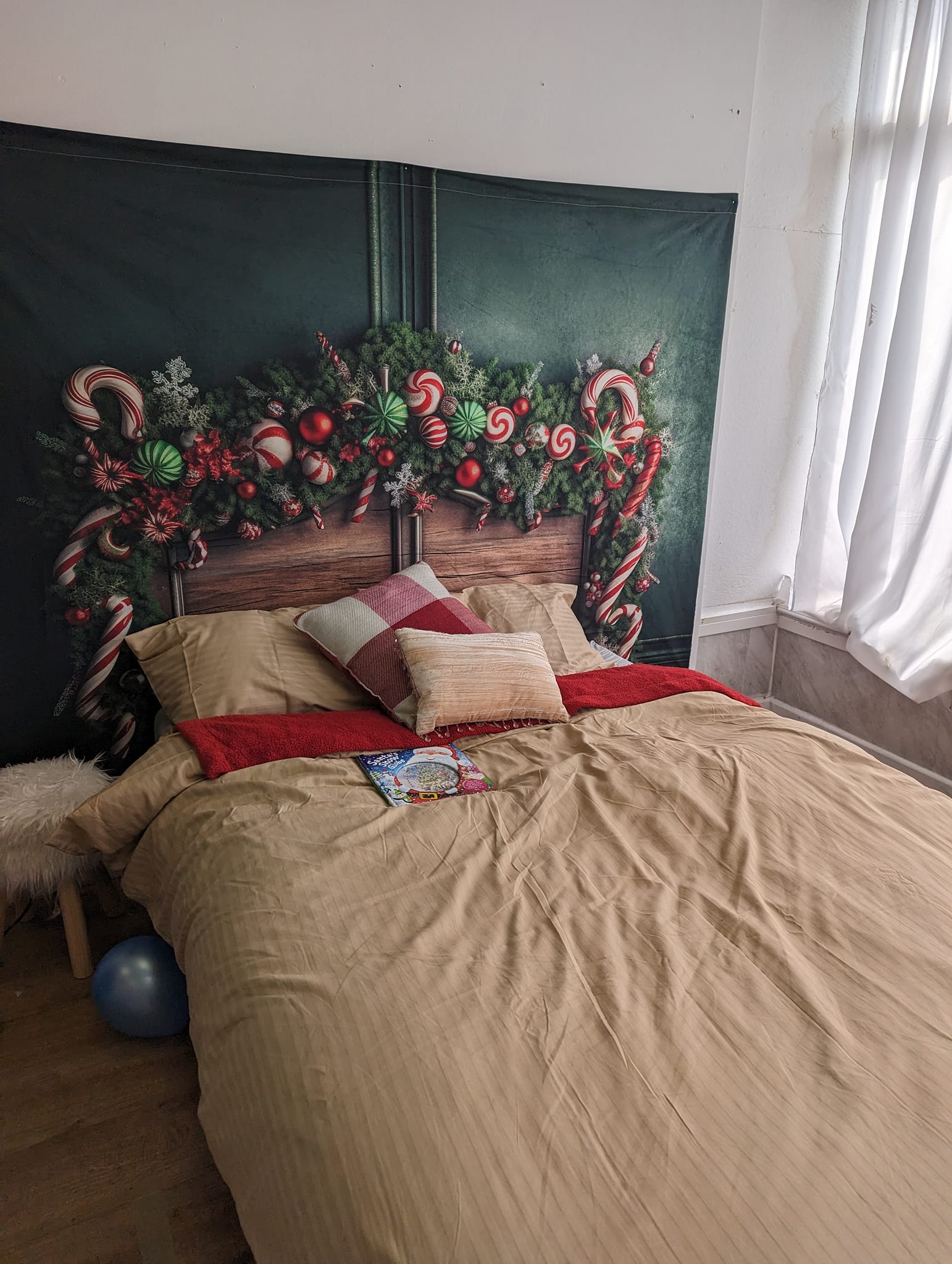 Kate Green Christmas Headboard Backdrop Candy Cane Designed by Mandy Ringe Photography - Kate Backdrop AU
