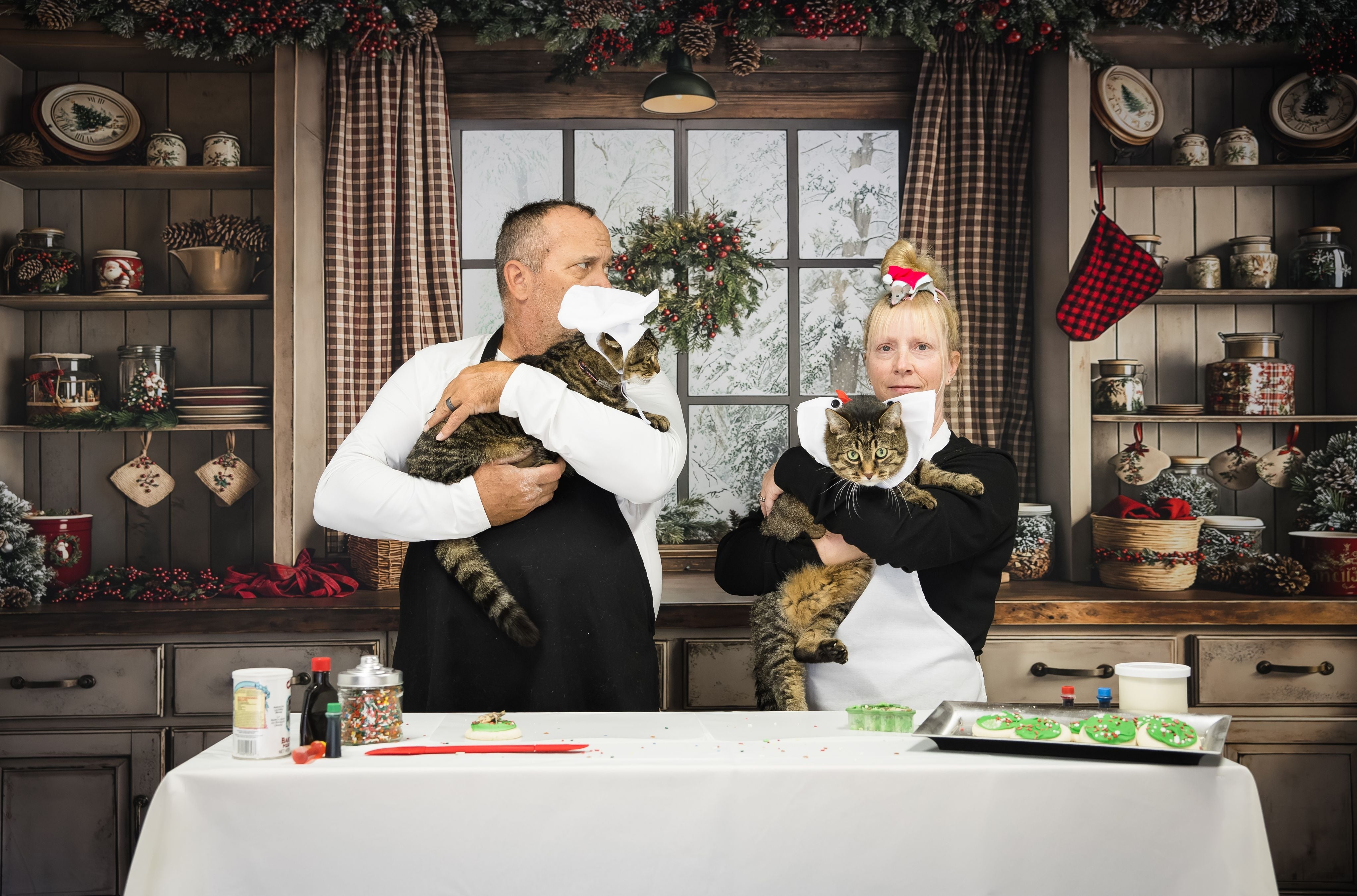 Kate Christmas Retro Brown Kitchen Backdrop