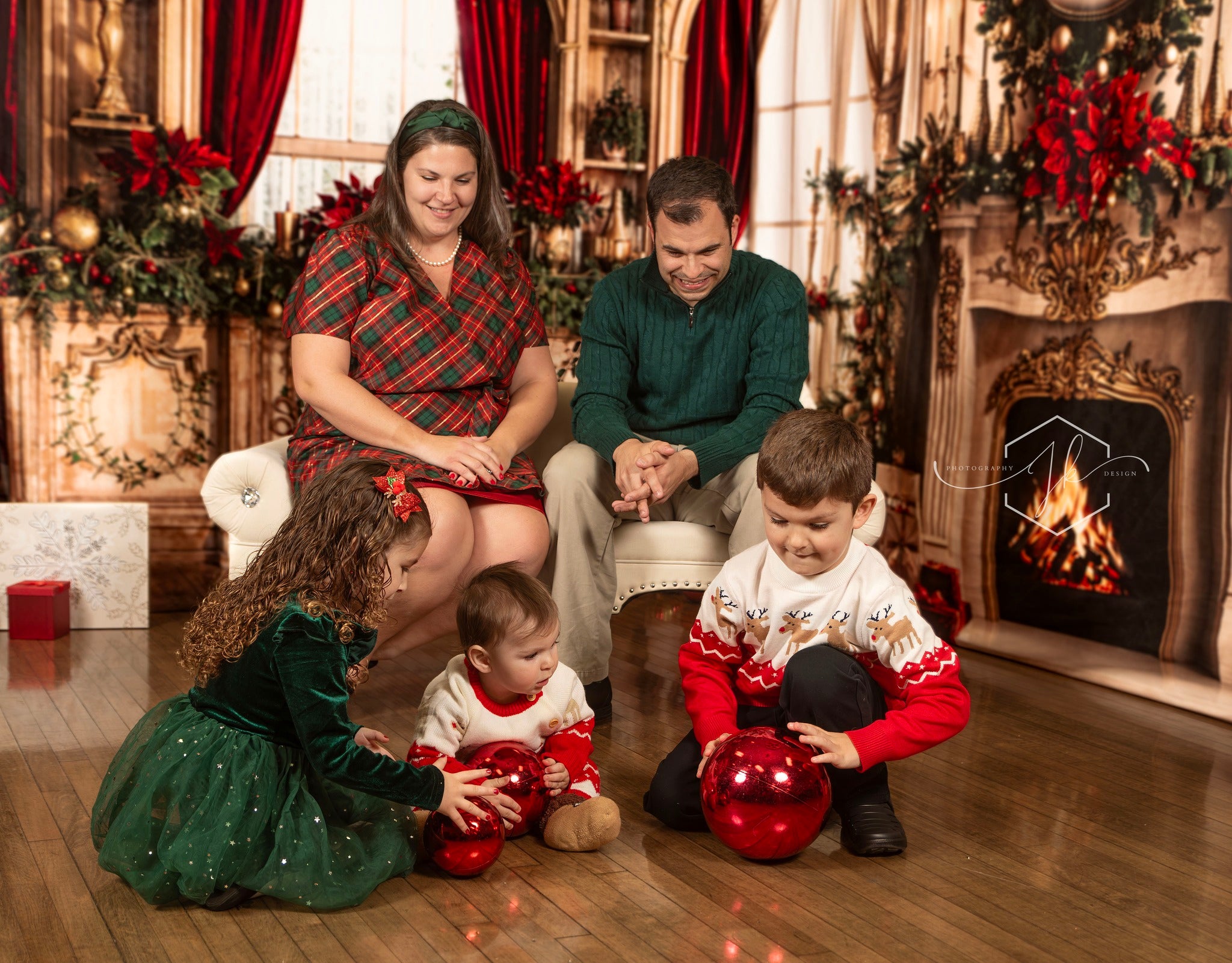 Kate Christmas Fireplace Retro Curtain Window Wreath Room Set - Kate Backdrop AU