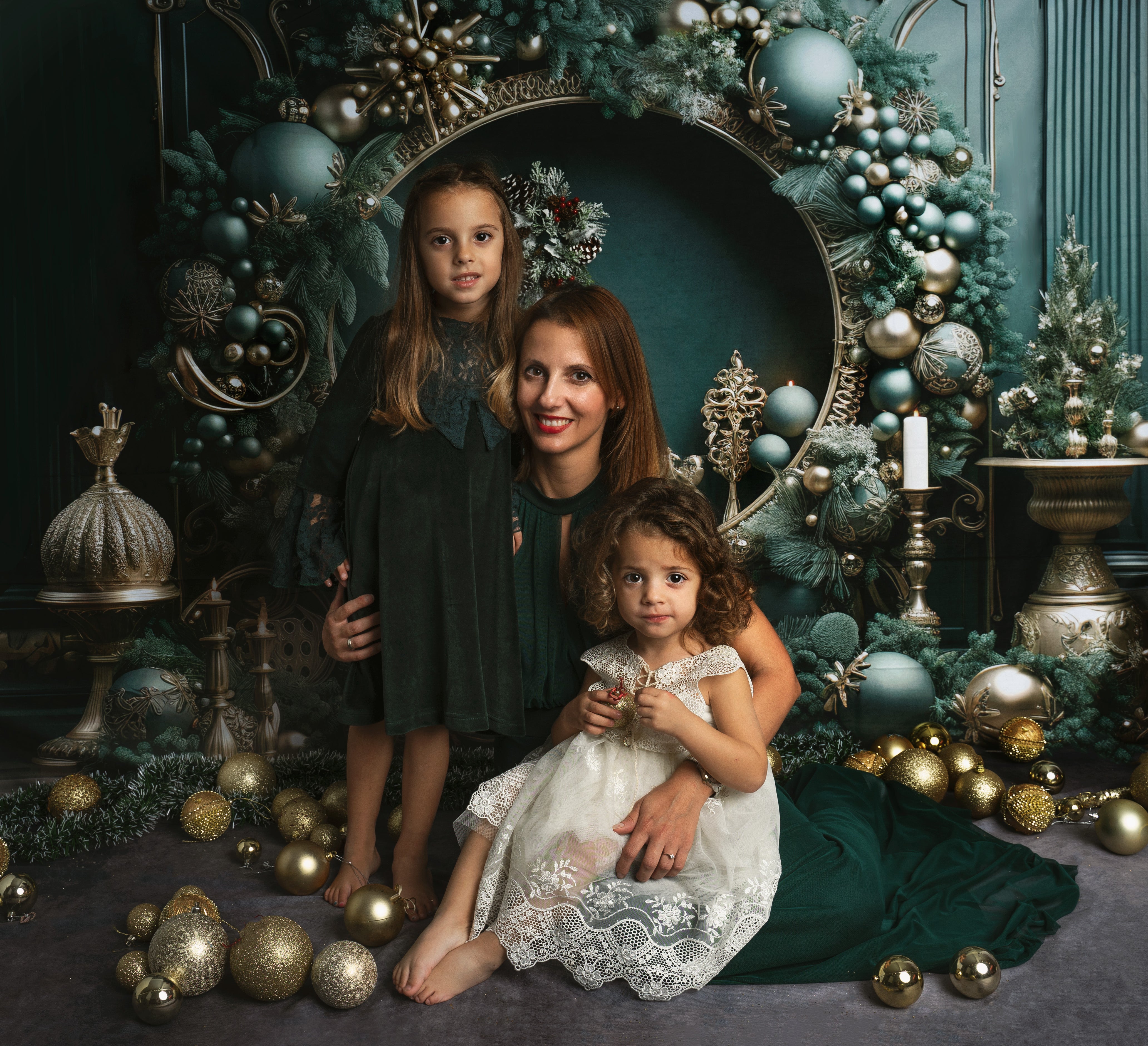 Kate Vintage Green Wall Circle Backdrop Designed by Emetselch - Kate Backdrop AU