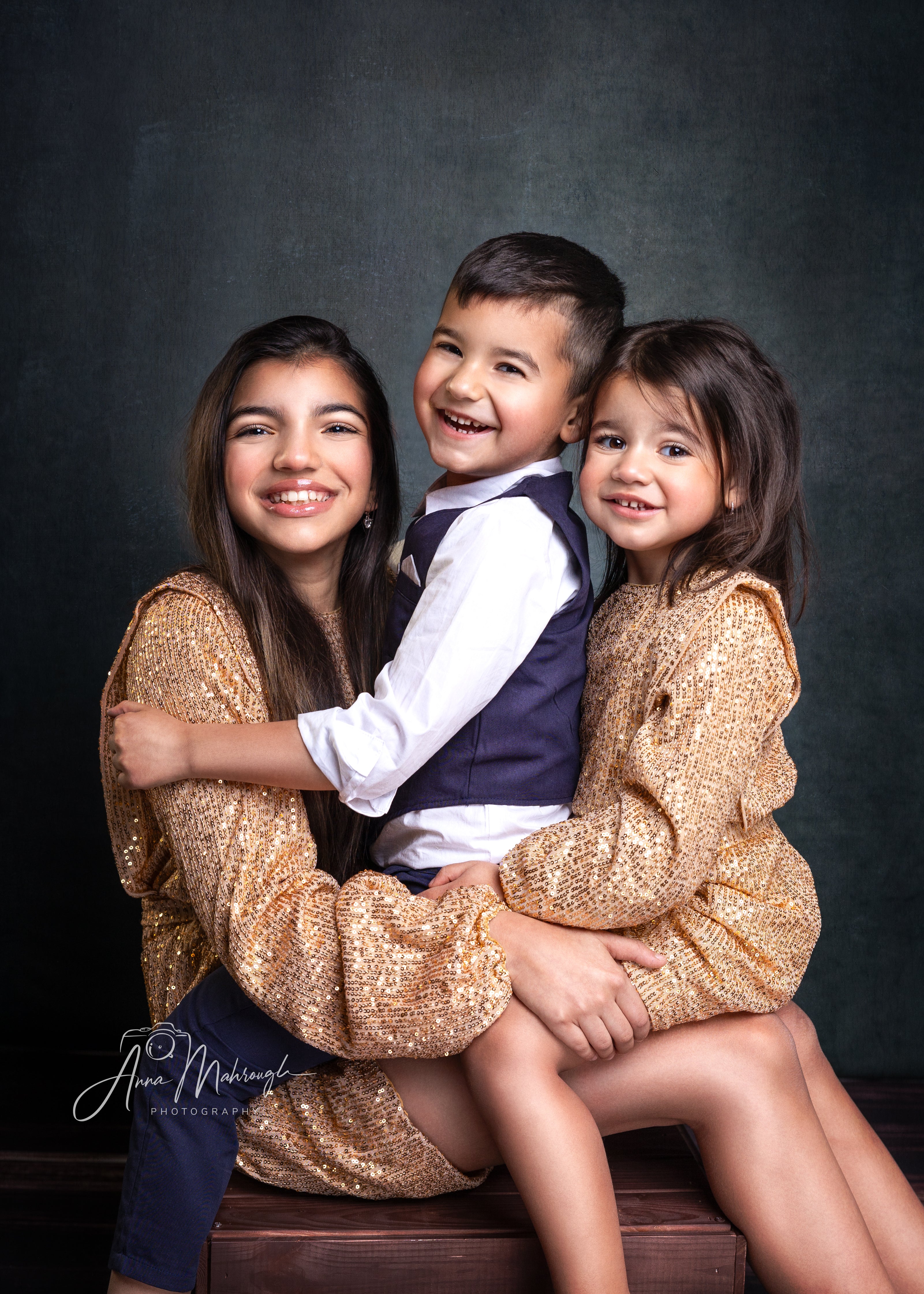 Kate Cold Black, Litter Green And Light Middle Gray Textured Backdrop+Black Wood rubber floor mat - katebackdrop AU