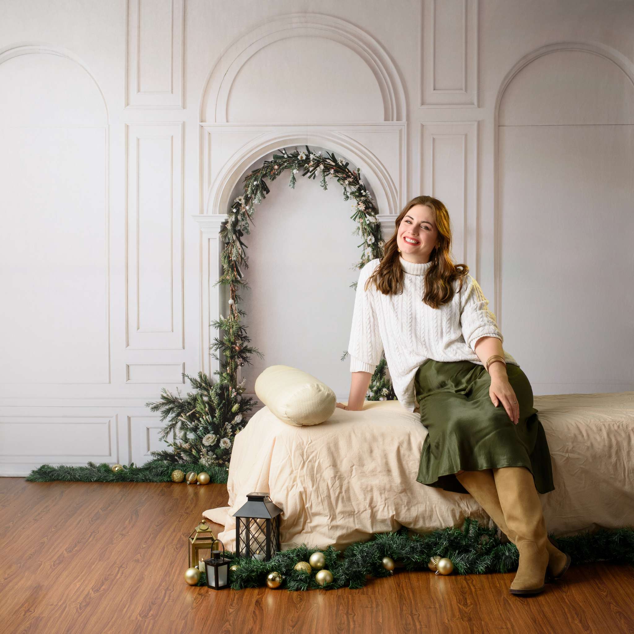 Kate Christmas Green Arch White Wall Backdrop Designed by Emetselch - Kate Backdrop AU