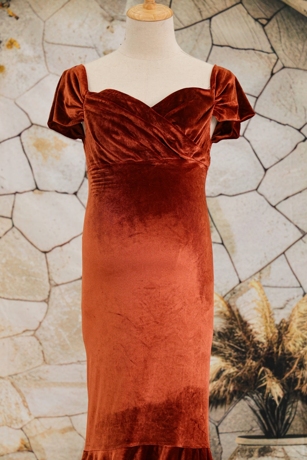 Kate Velvet V-neck Tailed Maternity Photoshoot Dress - Kate Backdrop AU