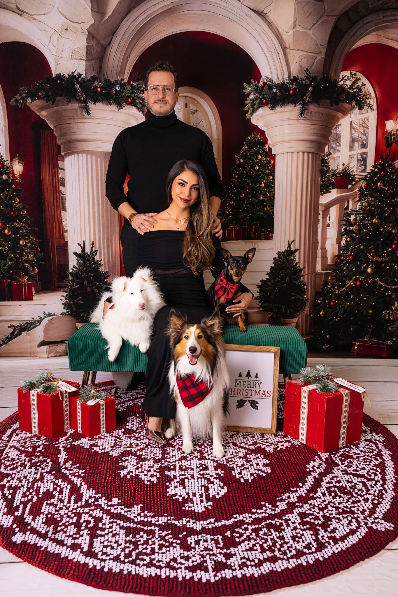 Kate Christmas Tree Stone Arch Staircase Room Set