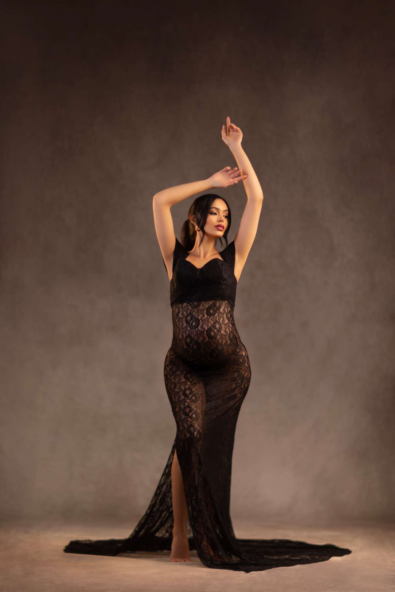 Kate Lace Short Sleeved Strapless Black Maternity Photoshoot Dress - Kate Backdrop AU