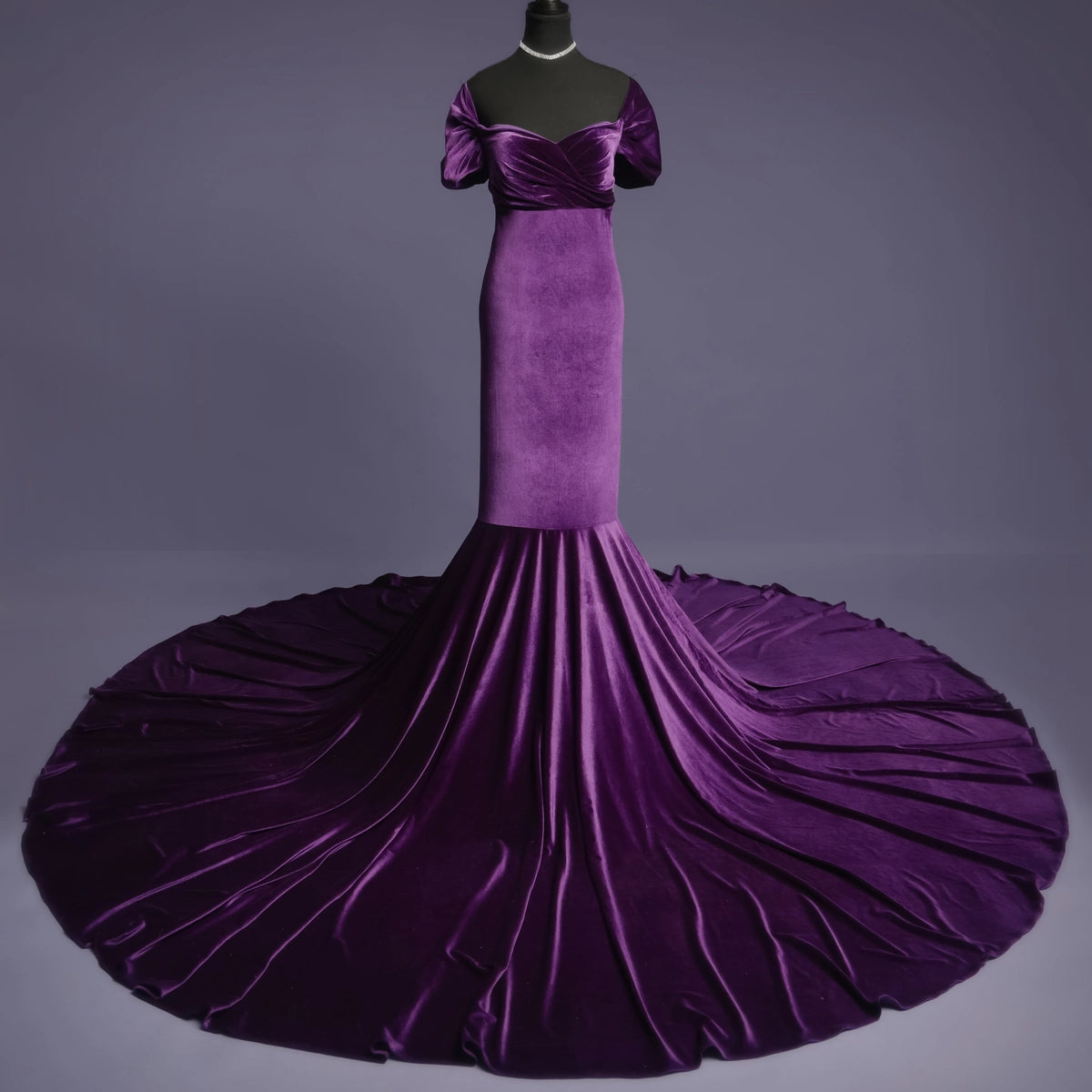 Kate Velvet V-neck Tailed Maternity Photoshoot Dress - Kate Backdrop AU