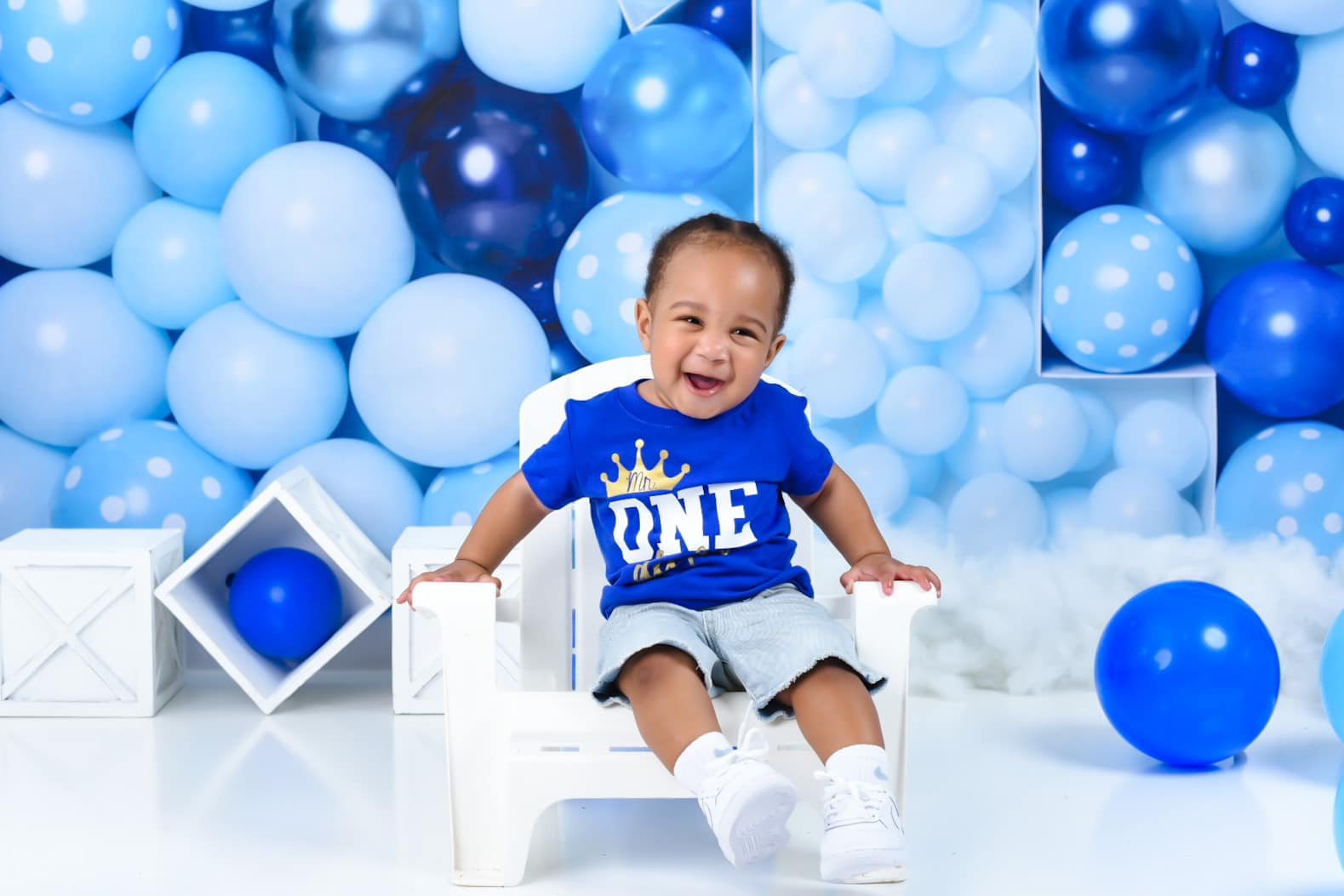 Kate Blue Balloon Wall Backdrop First Birthday Cake Smash for Photography Designed by Kerry Anderson - Kate Backdrop AU