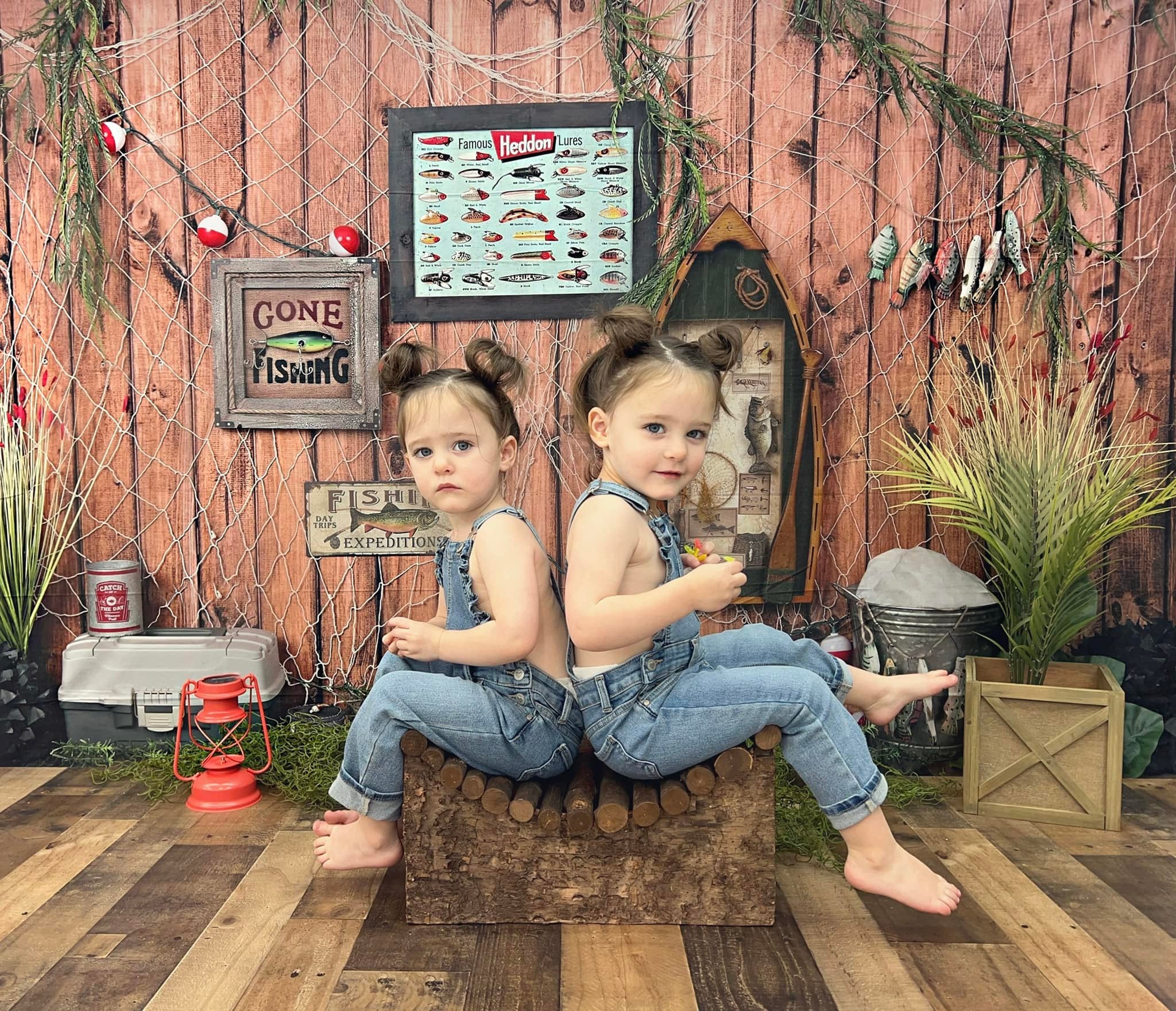 Kate Fishing Expeditions Backdrop - Kate Backdrop AU