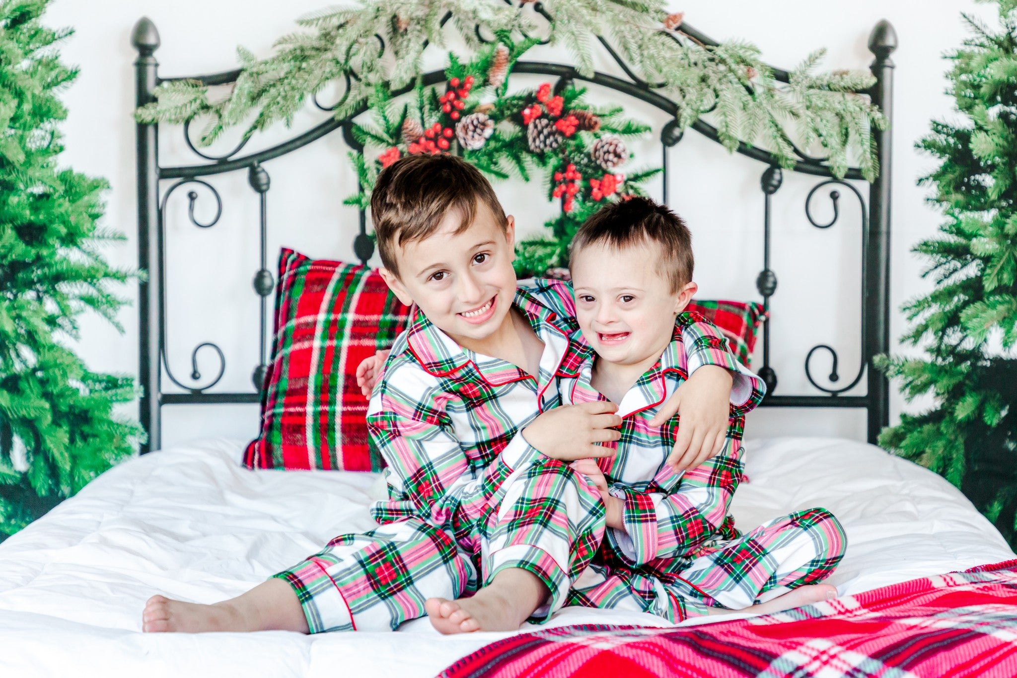Kate Christmas Bed Backdrop Headboard Designed by Emetselch - Kate Backdrop AU