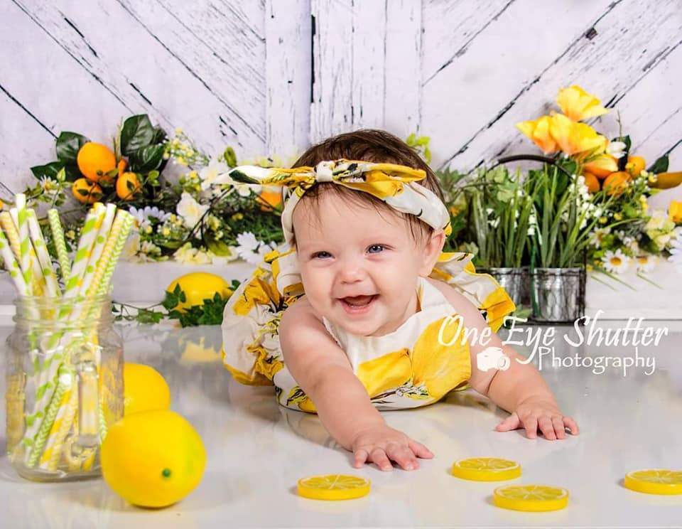 Kate Retro Wood Summer Daisies Lemon Backdrop - Kate Backdrop AU