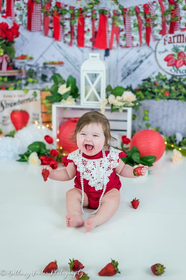 Kate Summer Strawberry White Wooden Board With Banners Backdrop - Kate Backdrop AU