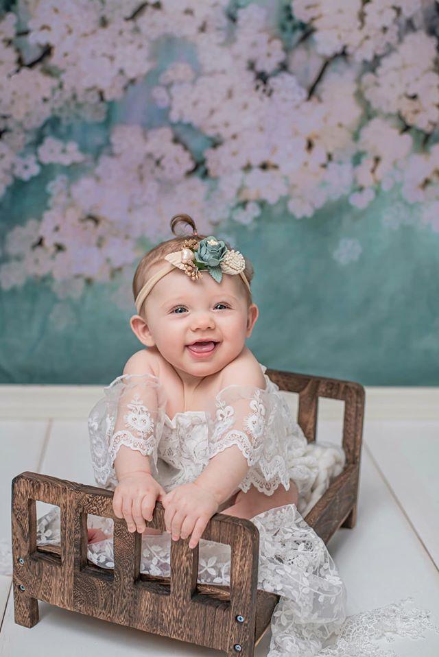 Kate Retro Style Green With White Flowers Backdrops for Children - Kate Backdrop AU