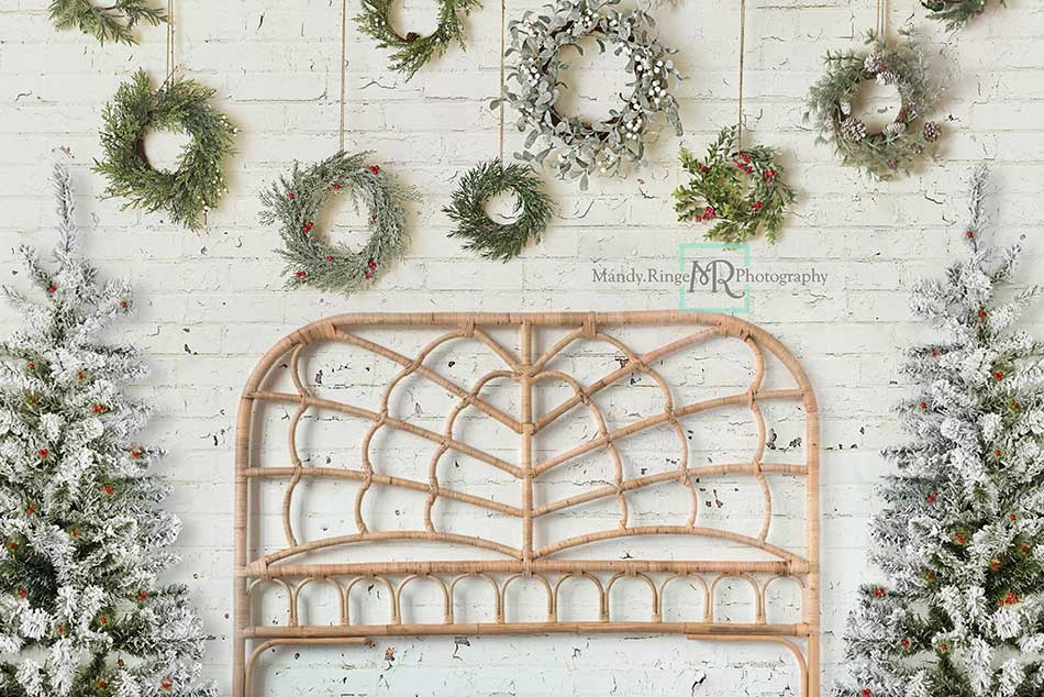 Kate Christmas Wreath Backdrop Headboard Designed by Mandy Ringe Photography - Kate Backdrop AU