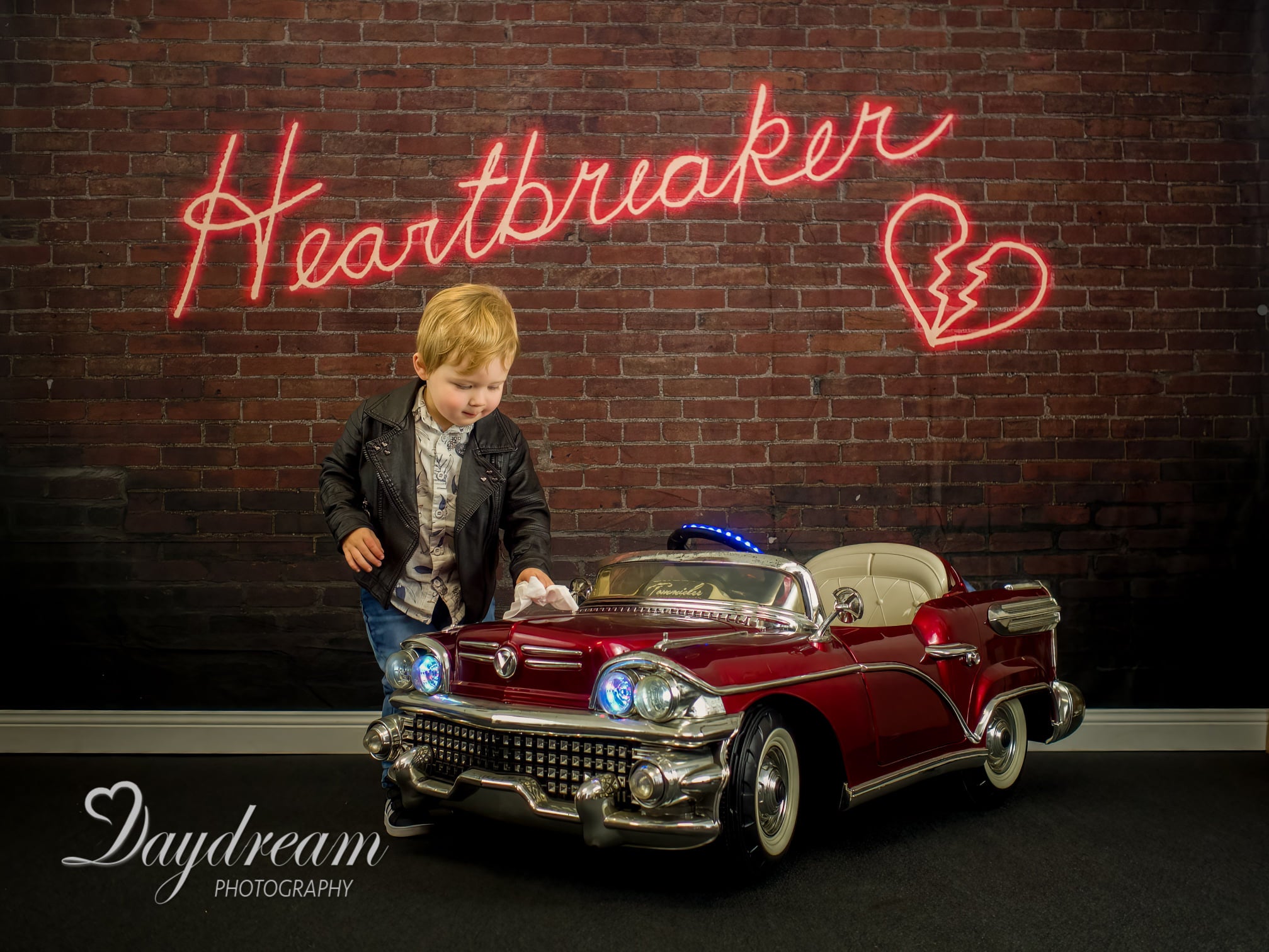 Kate Heartbreaker Sign Backdrop Designed by Mandy Ringe Photography - Kate Backdrop AU