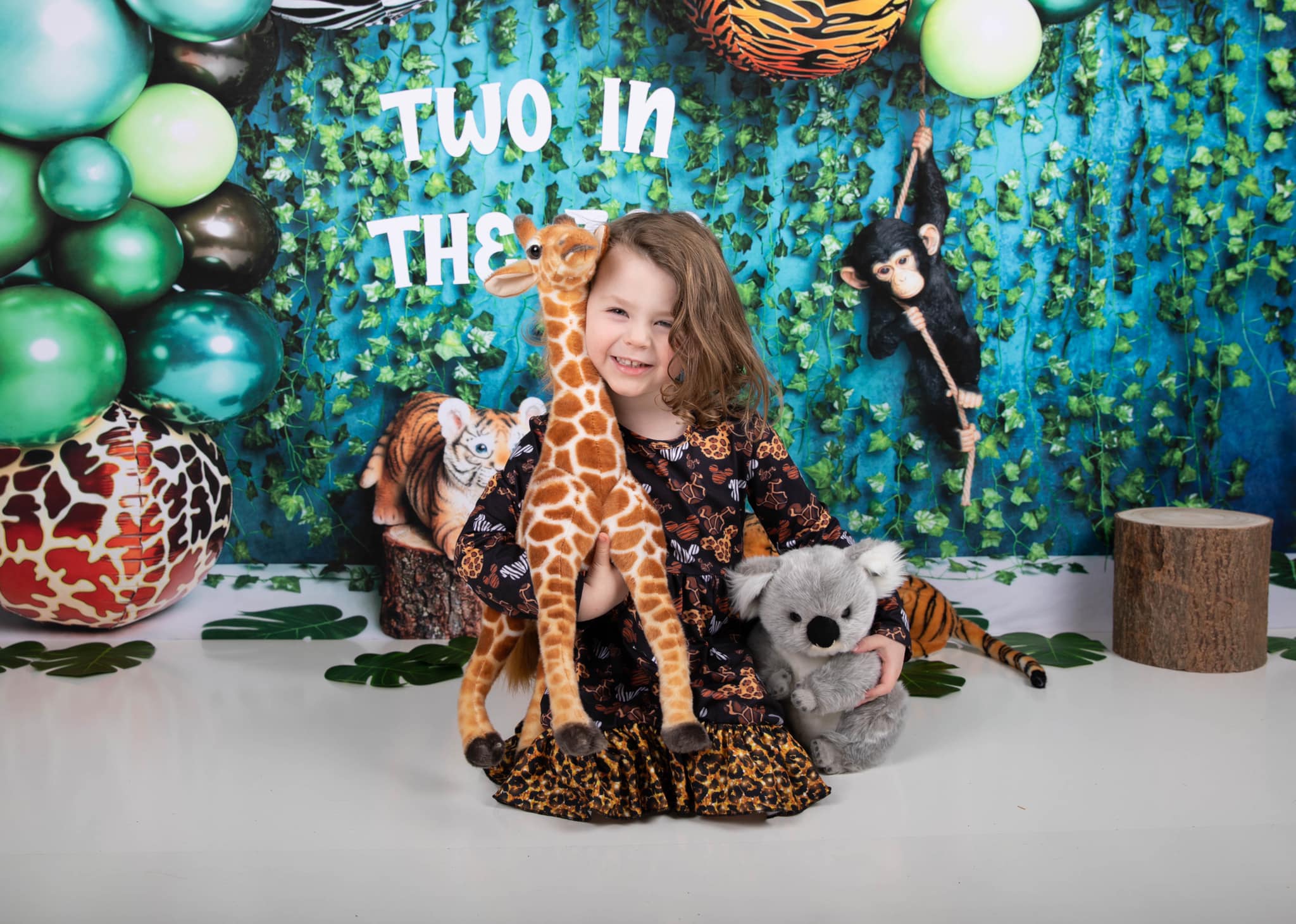 Kate Jungle Animal Backdrop for Photography Designed by Kerry Anderson - Kate Backdrop AU
