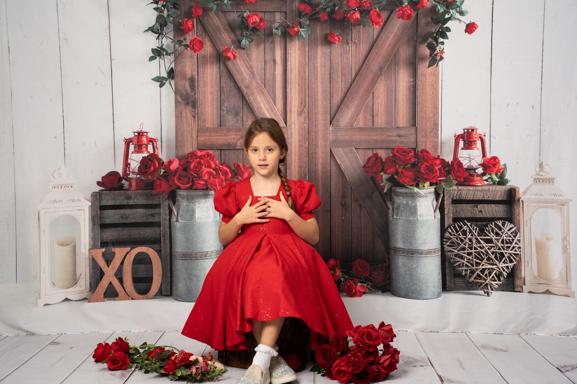 Kate Valentine's Day Barn Door Rose Backdrop for Photography - Kate Backdrop AU