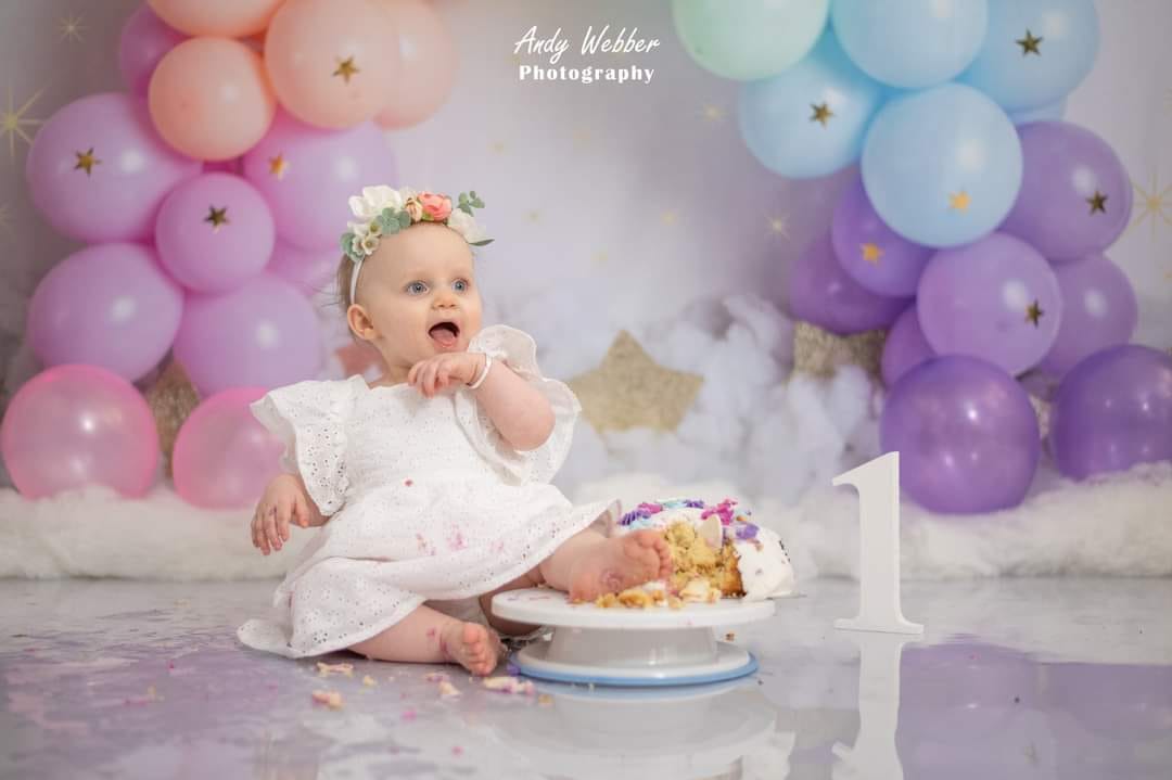 Kate Balloons Garland Children Backdrop Designed by Megan Leigh Photography - Kate Backdrop AU