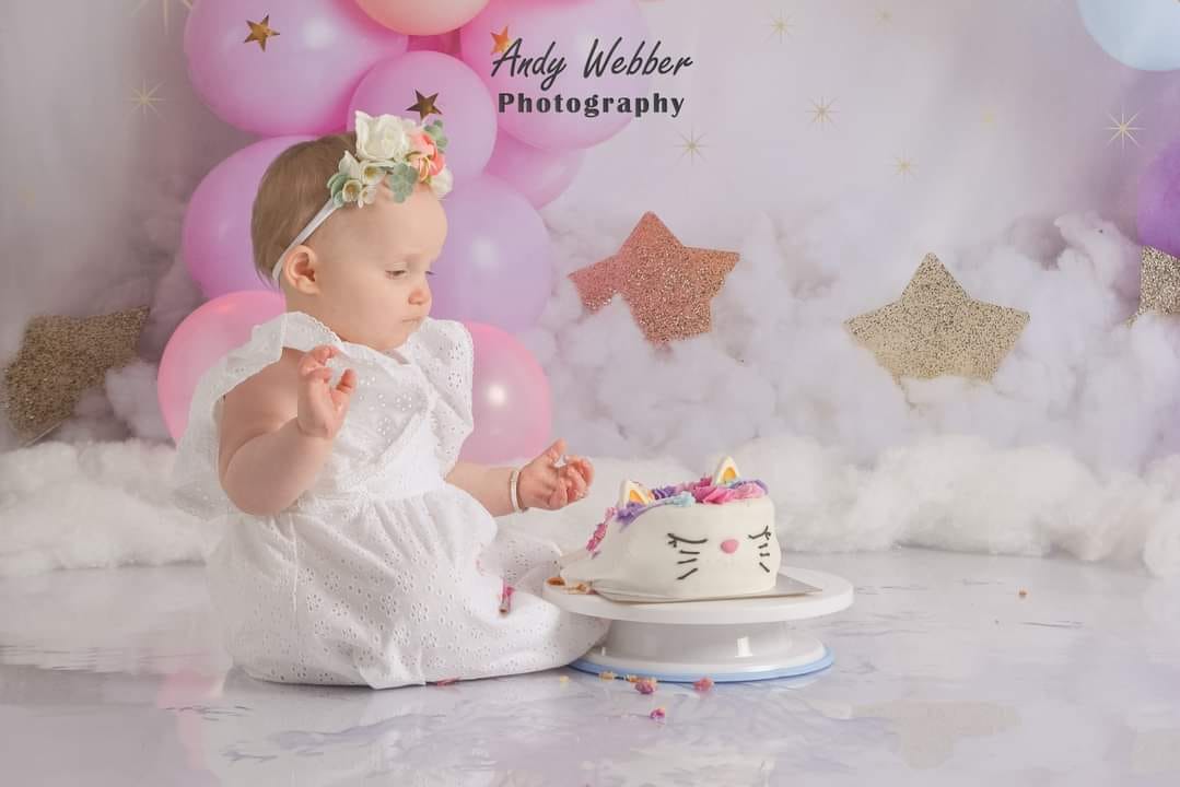 Kate Balloons Garland Children Backdrop Designed by Megan Leigh Photography - Kate Backdrop AU