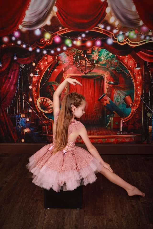 Kate Circus Backdrop Designed by Rosabell Photography - Kate Backdrop AU