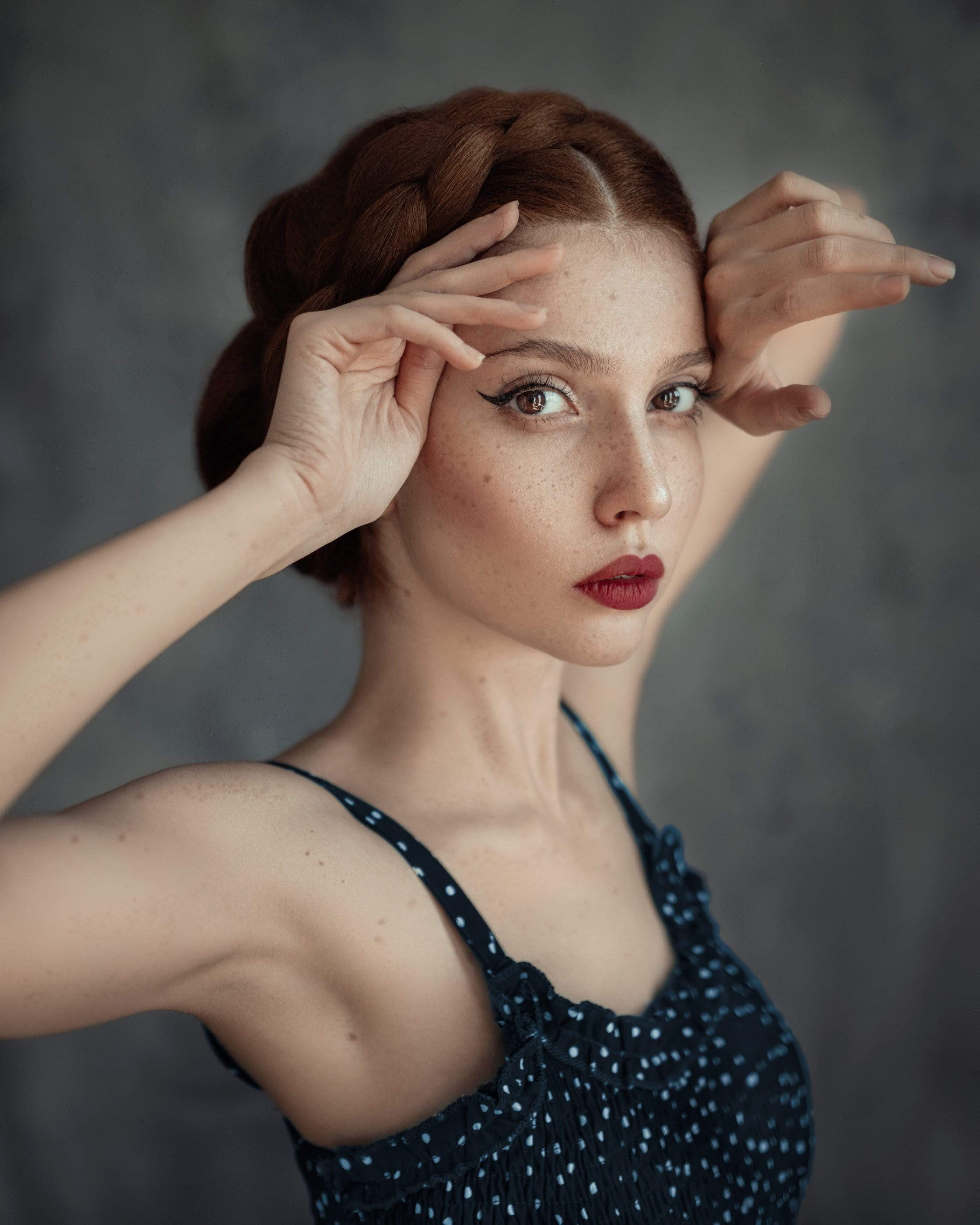 Kate Abstract Painted Dark Grey with Little Green Backdrop for photography - Kate Backdrop AU