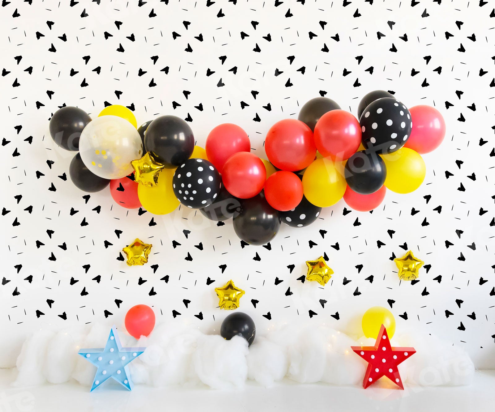 Kate Balloons Cake Smash Backdrop Designed by Uta Mueller Photography - Kate Backdrop AU