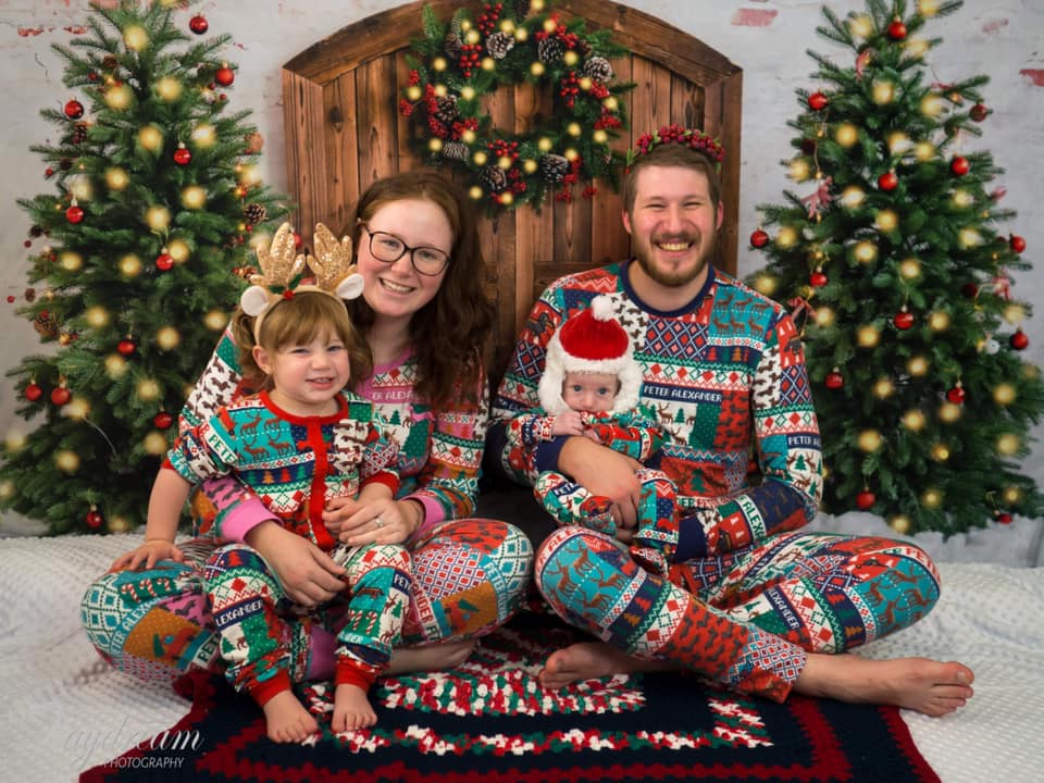 Kate Christmas Tree Wreath Barn Door Backdrop Designed by Emetselch - Kate Backdrop AU