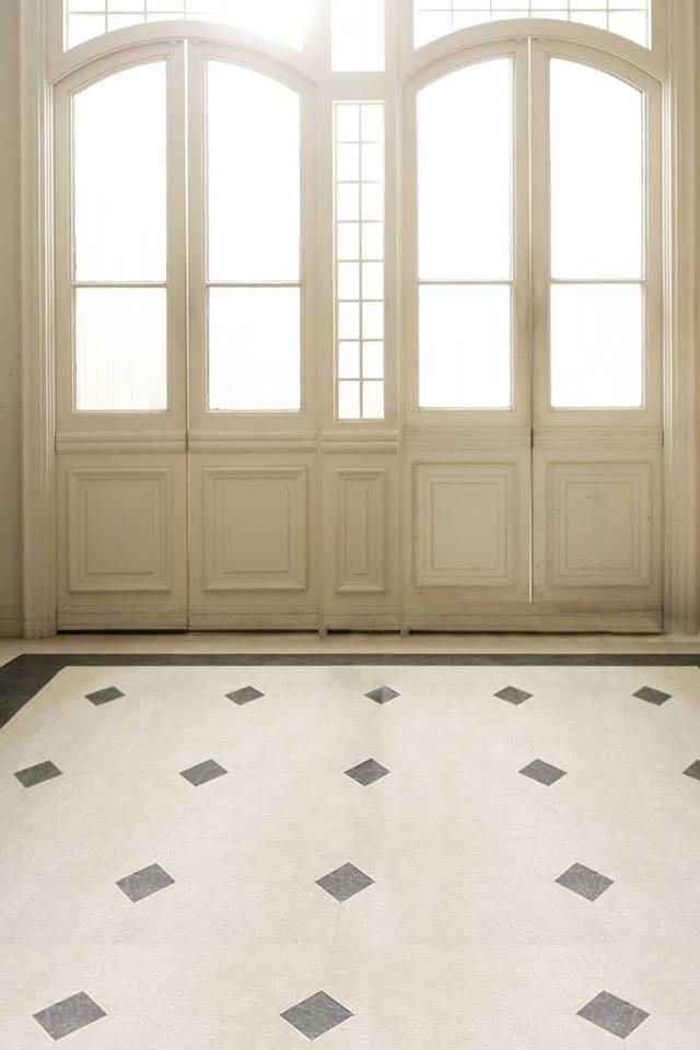 Retro Windows and Floor Wedding Backdrop - Kate Backdrop AU