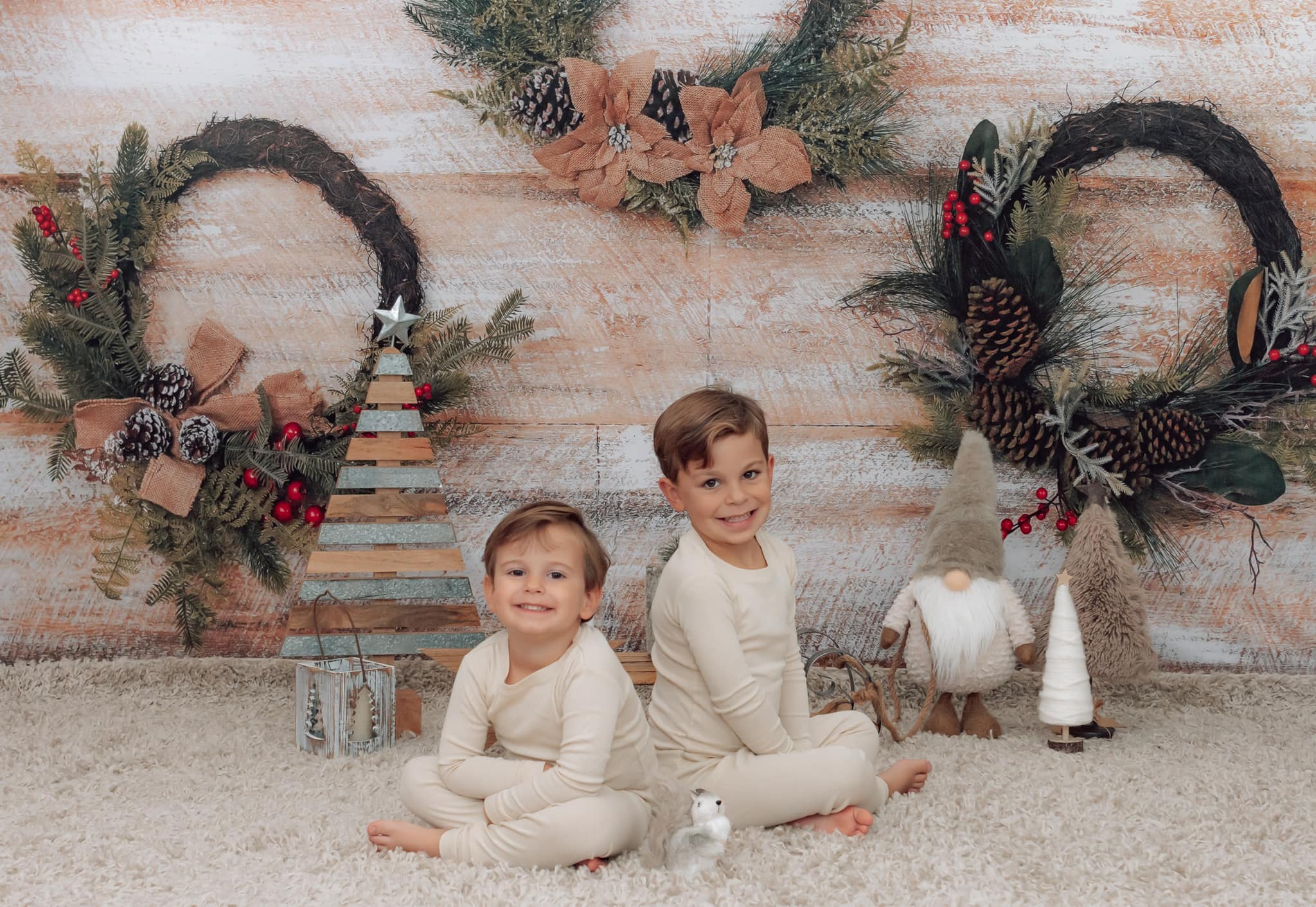 Kate White Washed Wall Christmas Wreath Backdrop Designed By Arica Kirby - Kate Backdrop AU