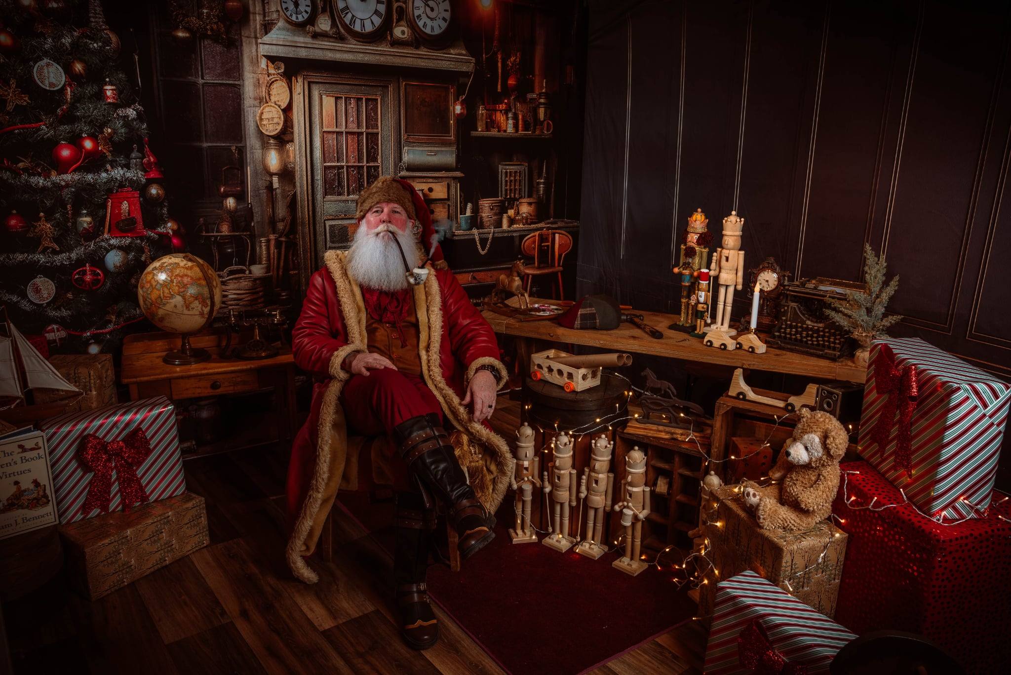 Kate Christmas Tree Vintage Workshop Backdrop Designed by Emetselch