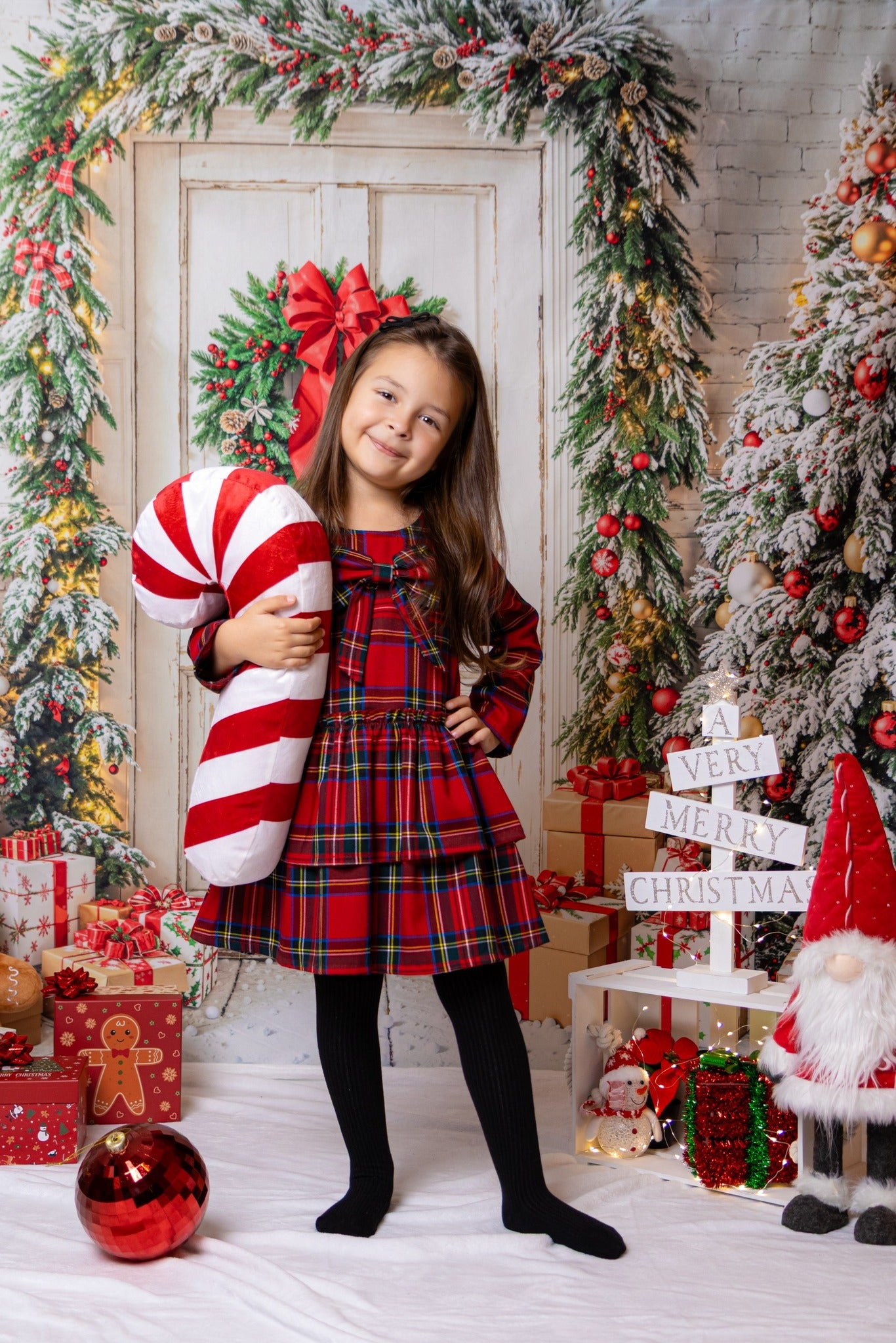 Kate Retro Door Christmas Tree Gifts Backdrop Designed by Emetselch - Kate Backdrop AU