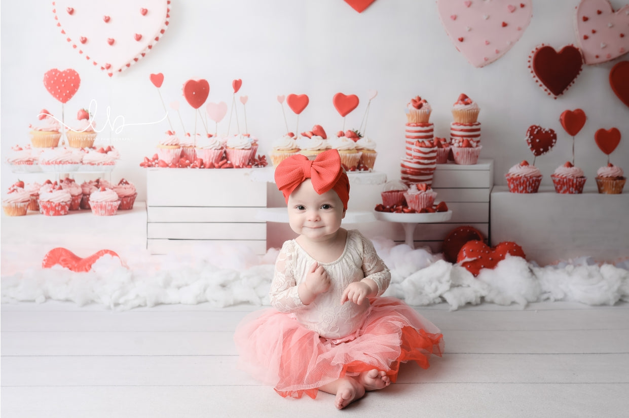 Kate Valentine Heart Cupcake Backdrop Designed by Emetselch - Kate Backdrop AU