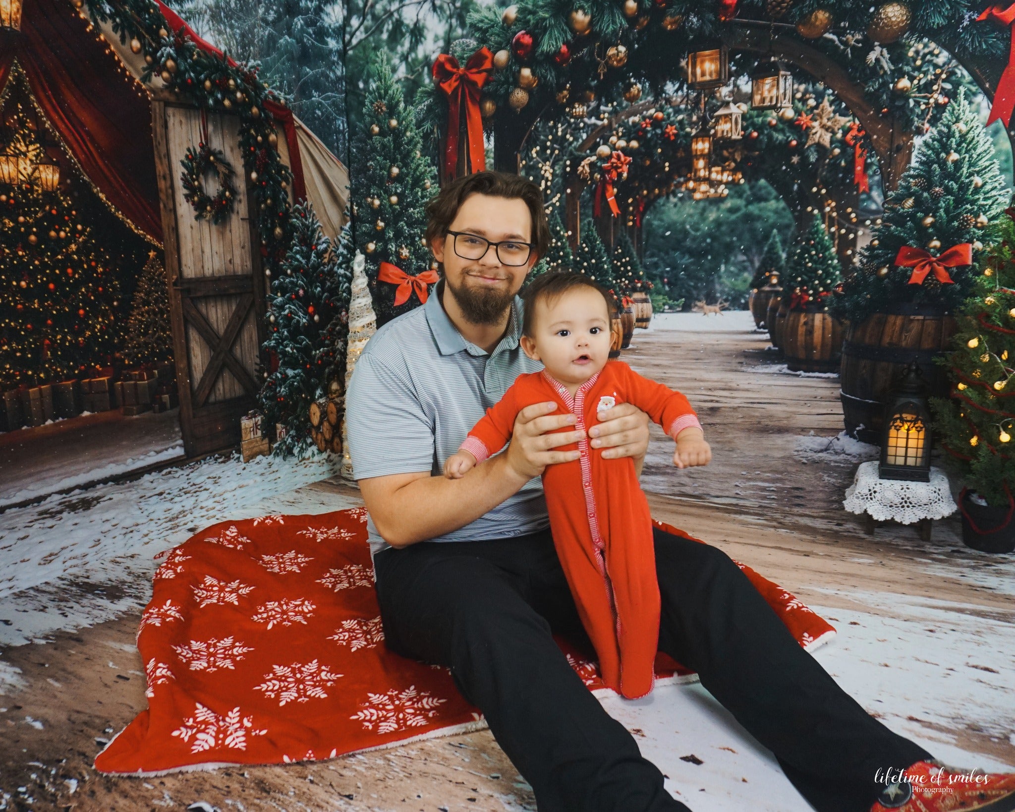 Kate Christmas Trees Arch Snow  Room Set - Kate Backdrop AU