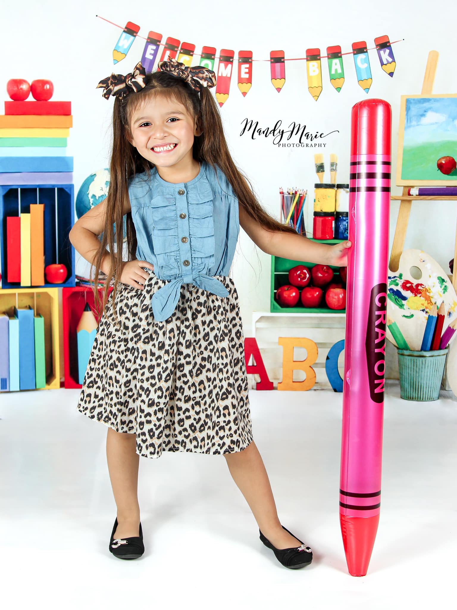 Kate Back to School Backdrop Retro Artist White Designed by Emetselch - Kate Backdrop AU