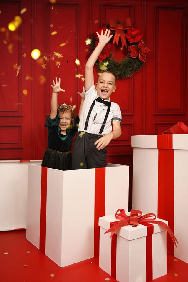 Kate Red Wall Backdrop Designed by Chain Photography - Kate Backdrop AU