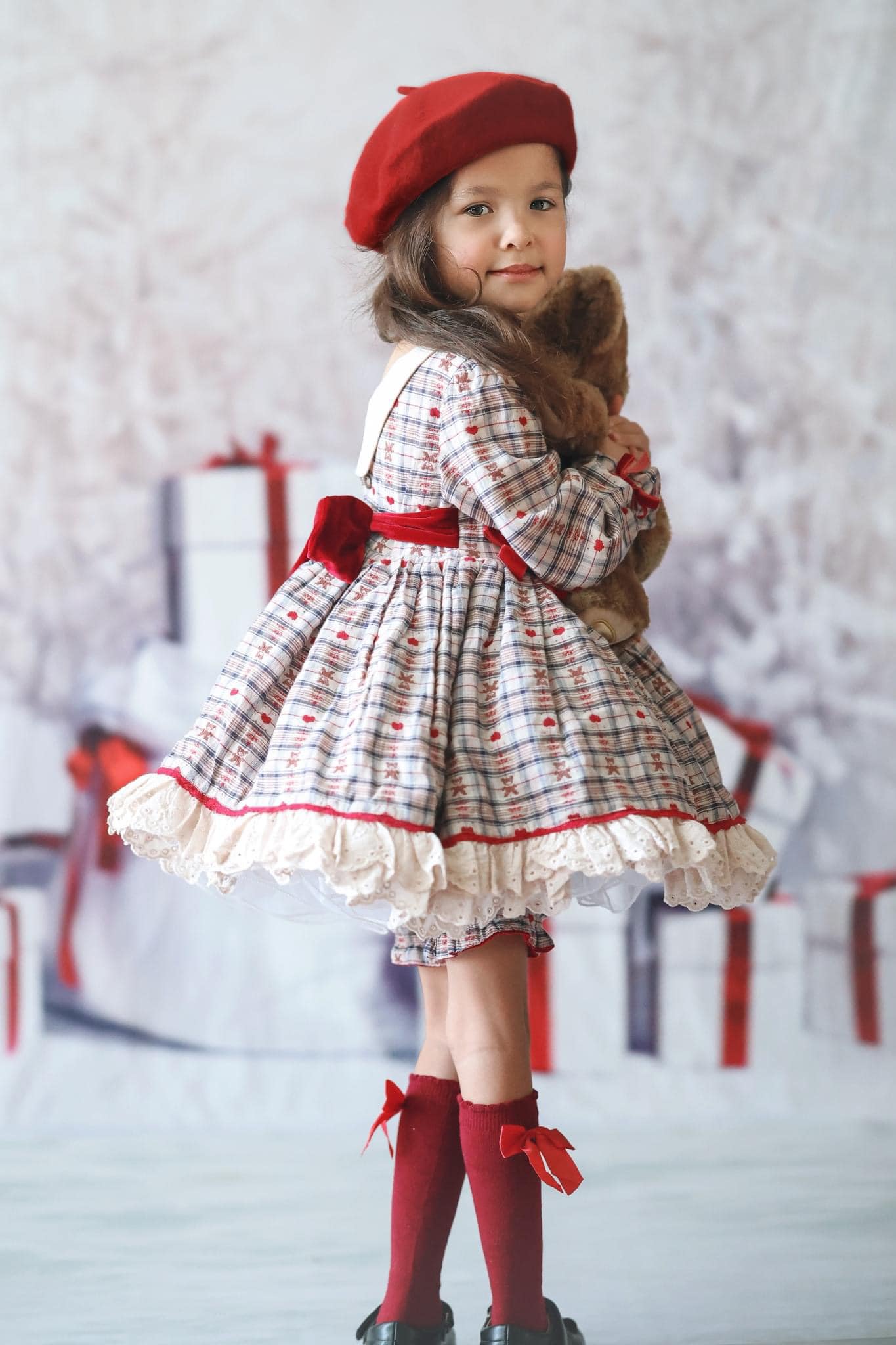Kate Christmas Gift Snow Tree Backdrop - Kate Backdrop AU