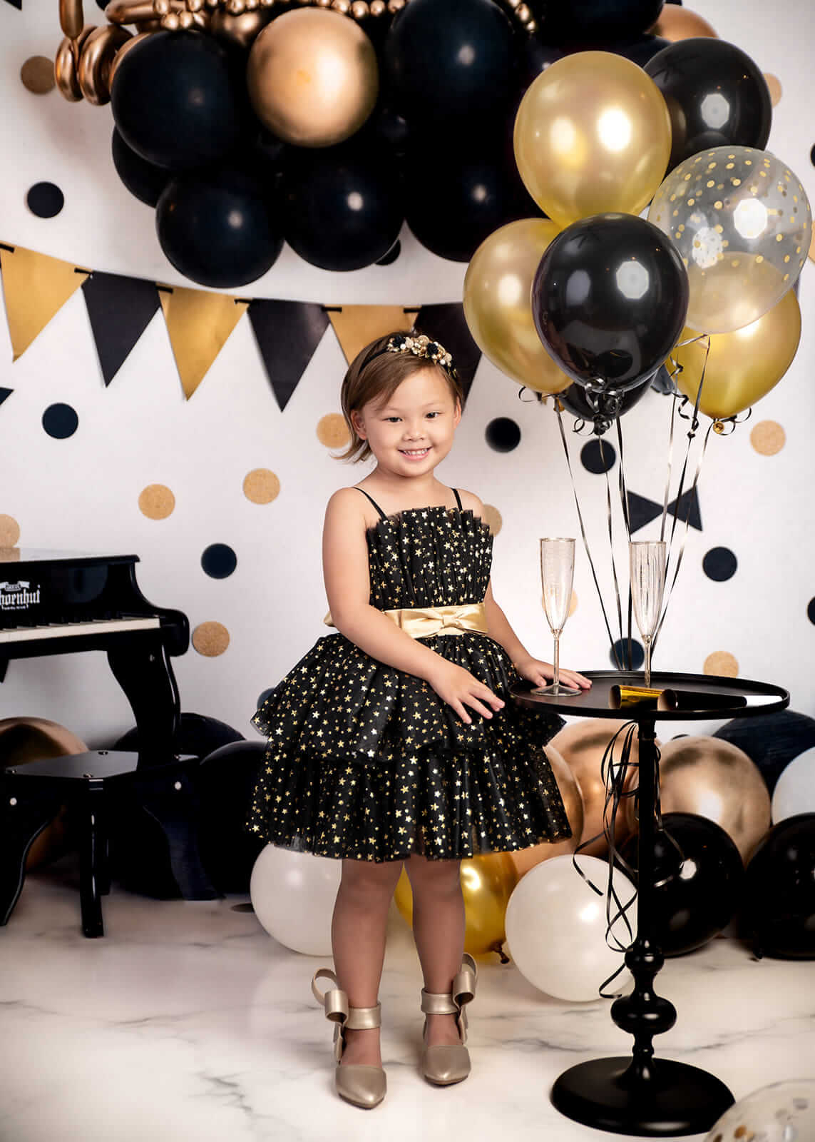 Kate Cake Smash Gold Black Balloons Backdrop Designed by Rose Abbas - Kate Backdrop AU
