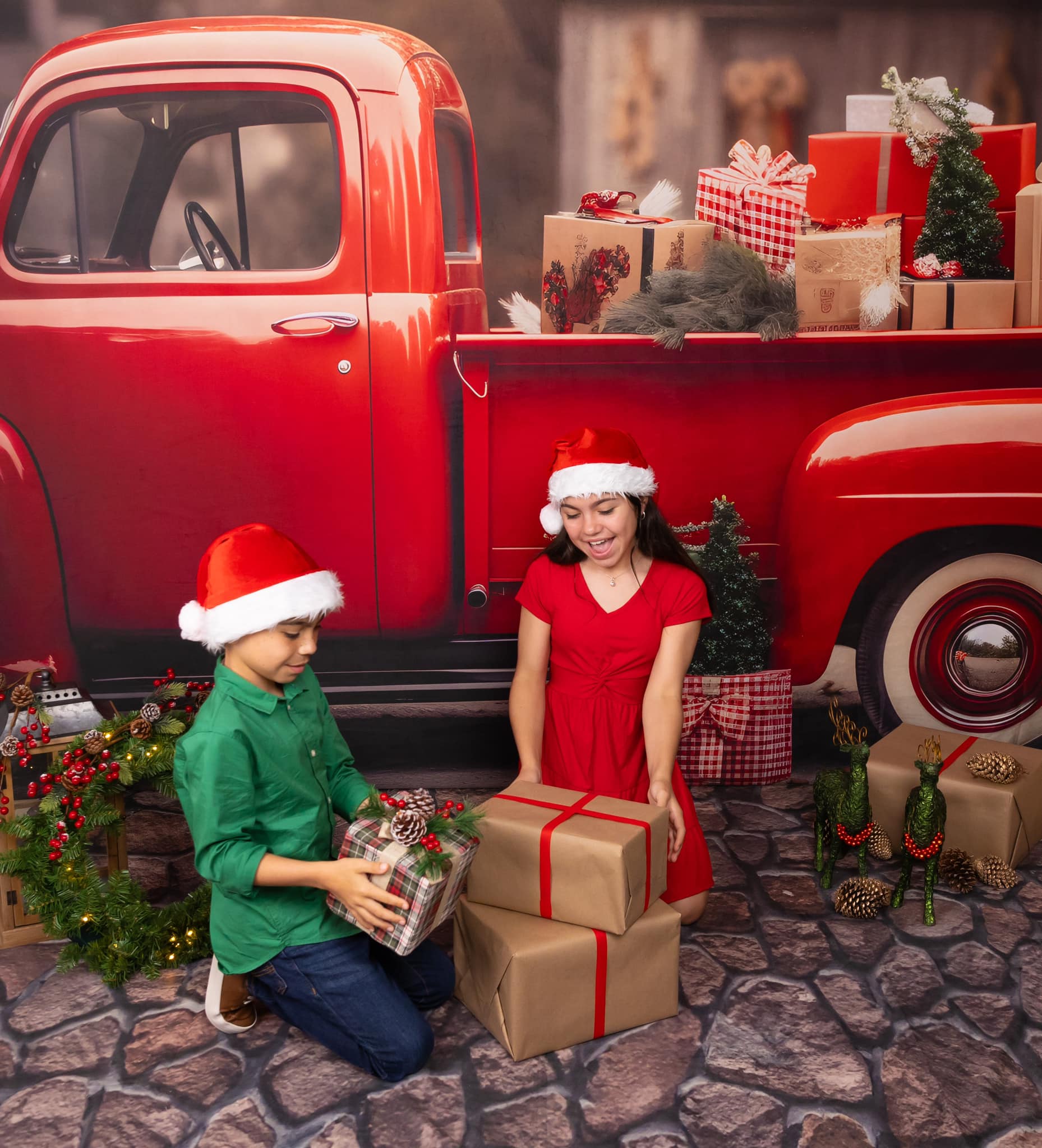 Kate Christmas Gift Red Truck Backdrop for Photography - Kate Backdrop AU